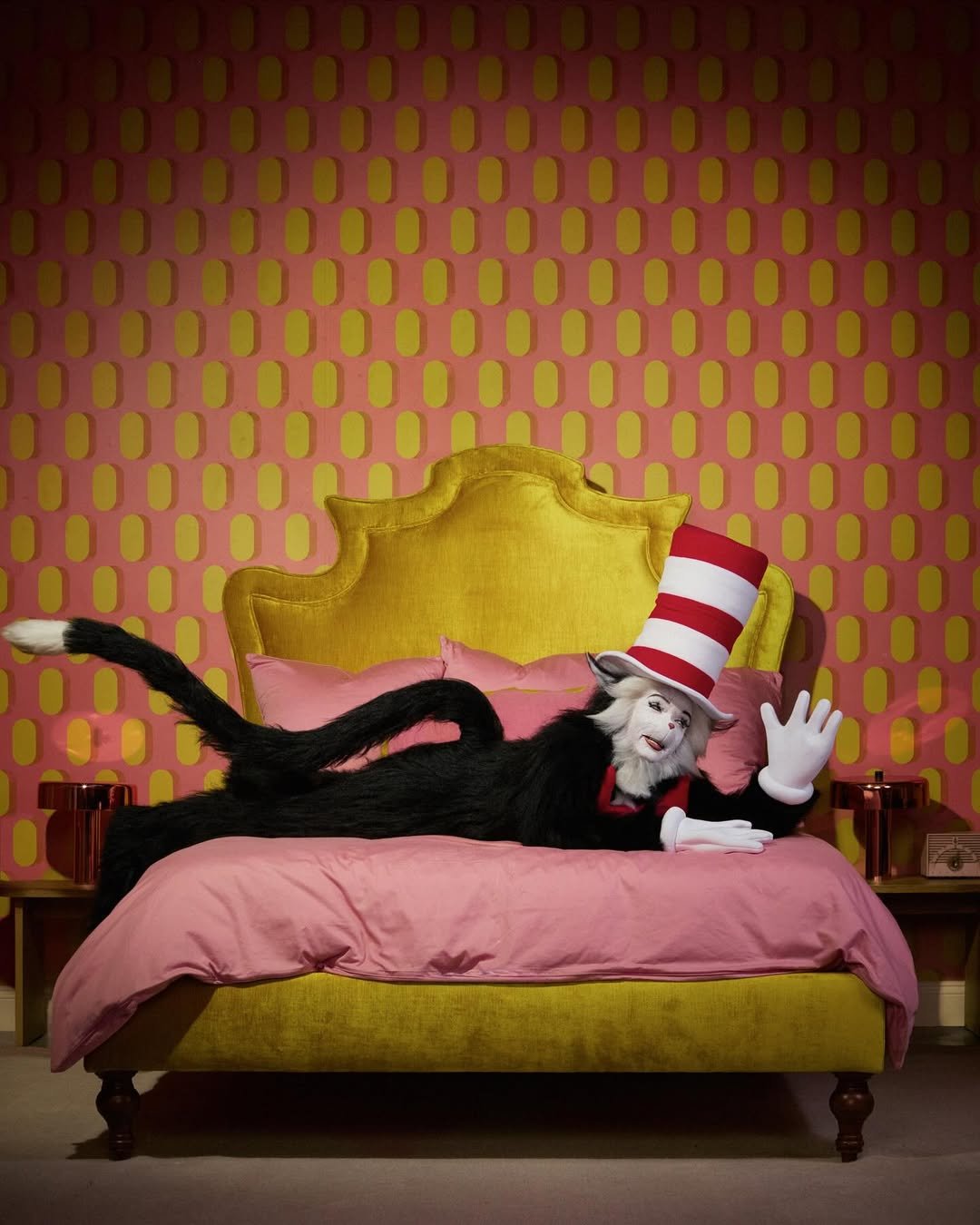 Photo Shoot Studio for Rent in Los Angeles, Wes Anderson, MULTISET, CYC WALL, ECLECTIC, MUSIC VIDEO, STUDENT FILM, MID-CENTURY MODERN RETRO, SIMPSONS HOUSE, TALK SHOW SET, VINTAGE TV, MOD, LOFT, Peerspace, Production, Creator Space, Arches Set, Arch 