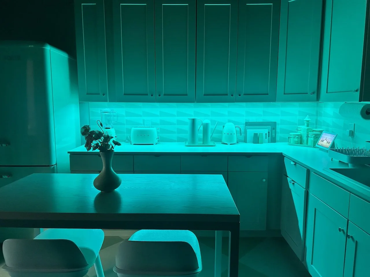 StuSpaceLA Stu1 with LED lighting in a kitchen set for rent