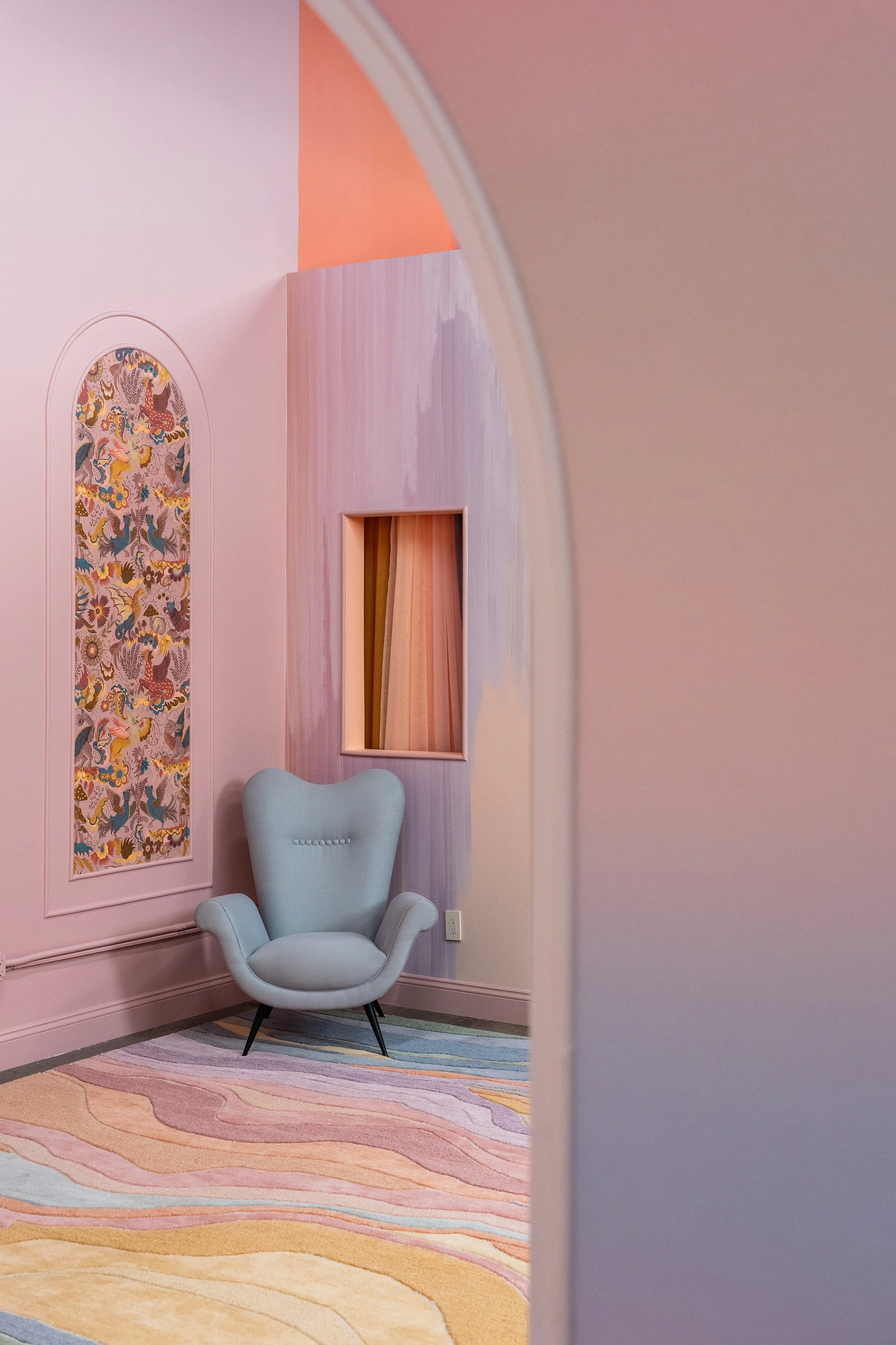 Photo Shoot Studio for Rent in Los Angeles, Wes Anderson, MULTISET, CYC WALL, ECLECTIC, MUSIC VIDEO, STUDENT FILM, MID-CENTURY MODERN RETRO, SIMPSONS HOUSE, TALK SHOW SET, VINTAGE TV, MOD, LOFT, Peerspace, Production, Creator Space, Arches Set, Arch 