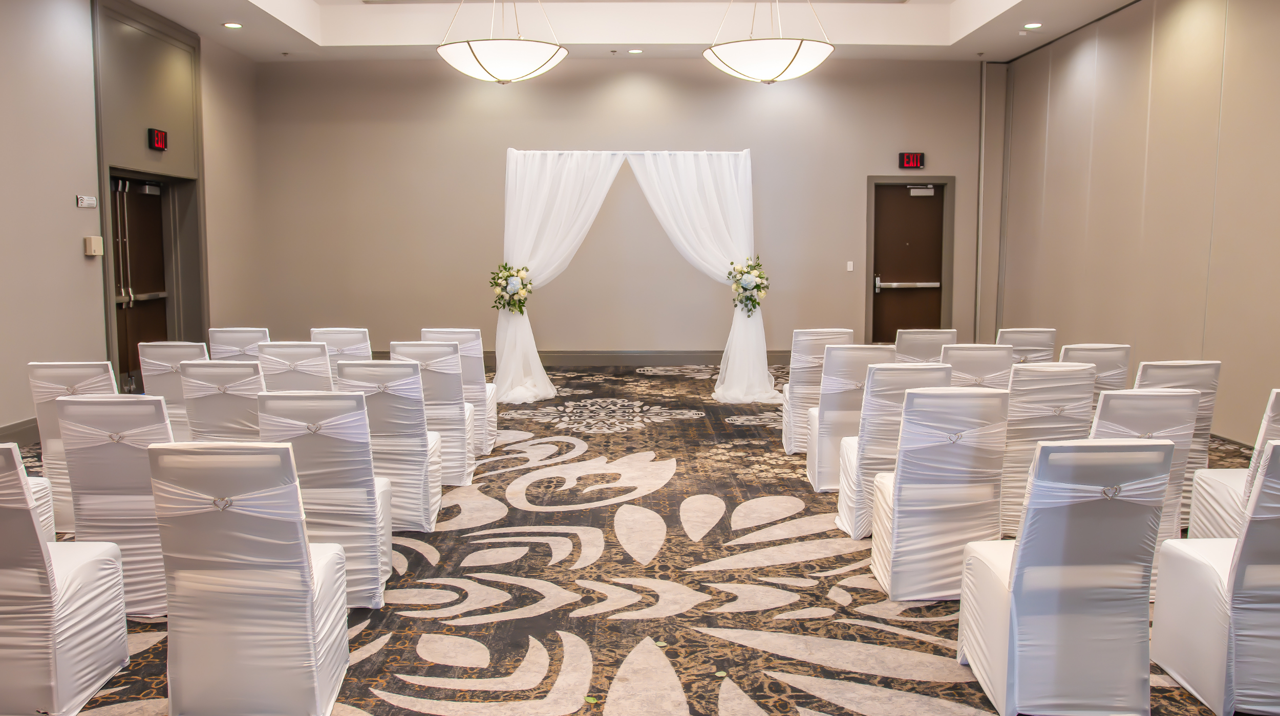 Wedding ceremony at the Hilton in Richmond, BC