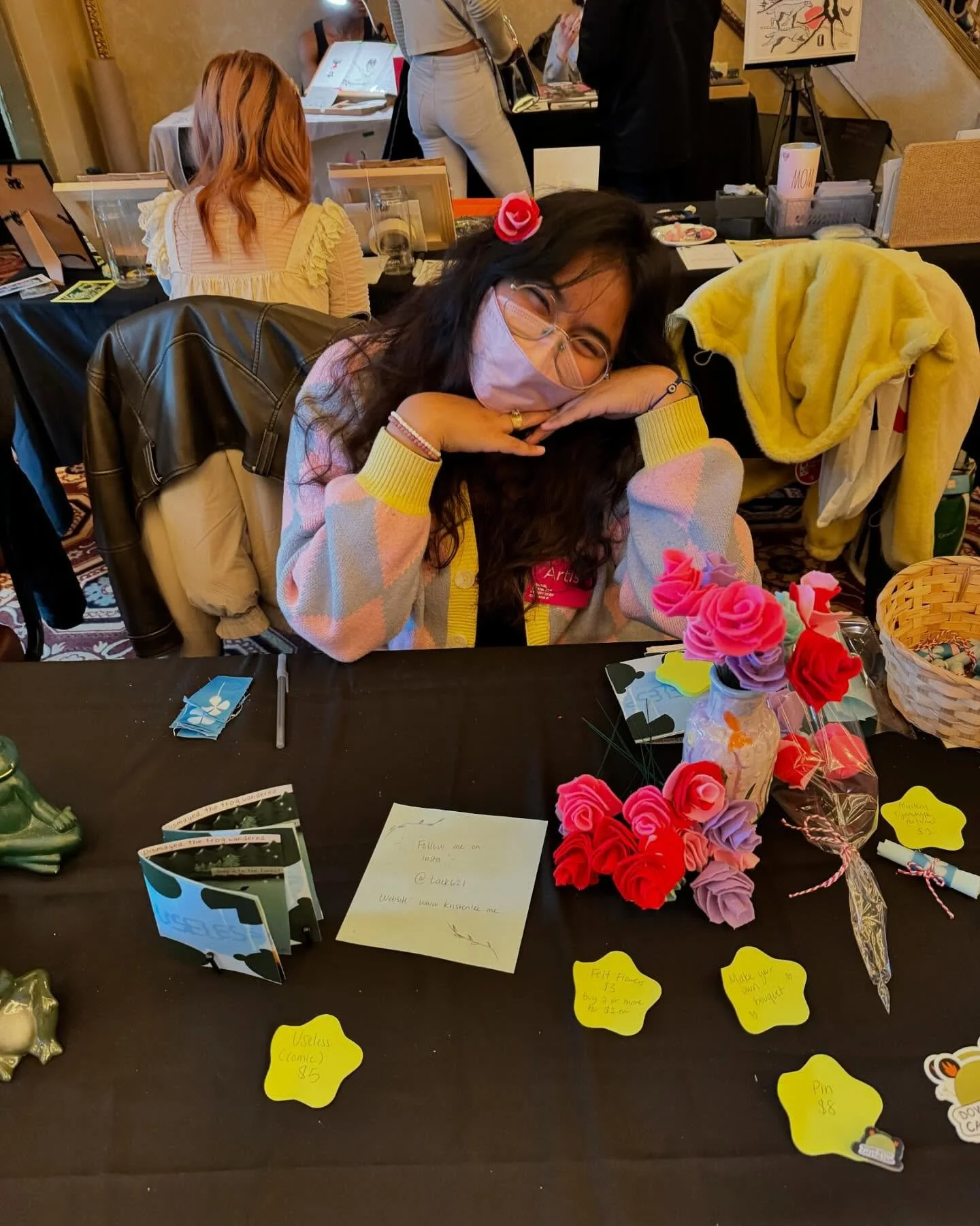 Last ever SAIC art sale 🤯

Thanks @saiclife for giving me a glimpse into what it&rsquo;s like to have a flower shop bookstore 

So many last evers this semester, and I&rsquo;ve been thinking about that a lot as I do each thing for the last time. 

F