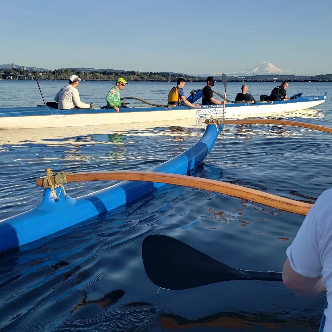 Looking forward to more sunny days and practices with epic views of Mt. Rainier!

#outriggerpaddling #outriggercanoe #wakinikona #paddling