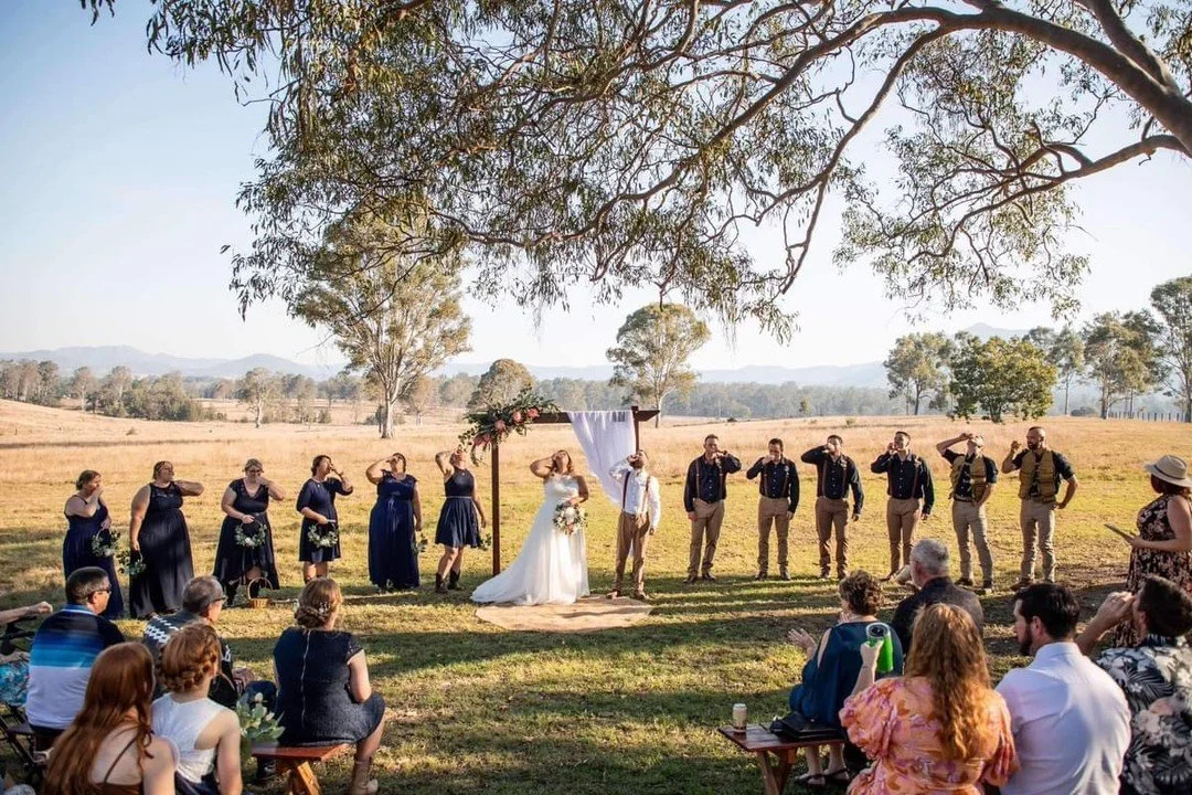 Celebrating love stories like Haley &amp; Kyle's reminds me why I adore what I do. How epic is this pic by @rachelmphotography2.0 of H&amp;K's awesome wedding party as we sealed the deal with a shot to their forever 🥂❤️⁠
⁠
The stunning @bisonbarnwid