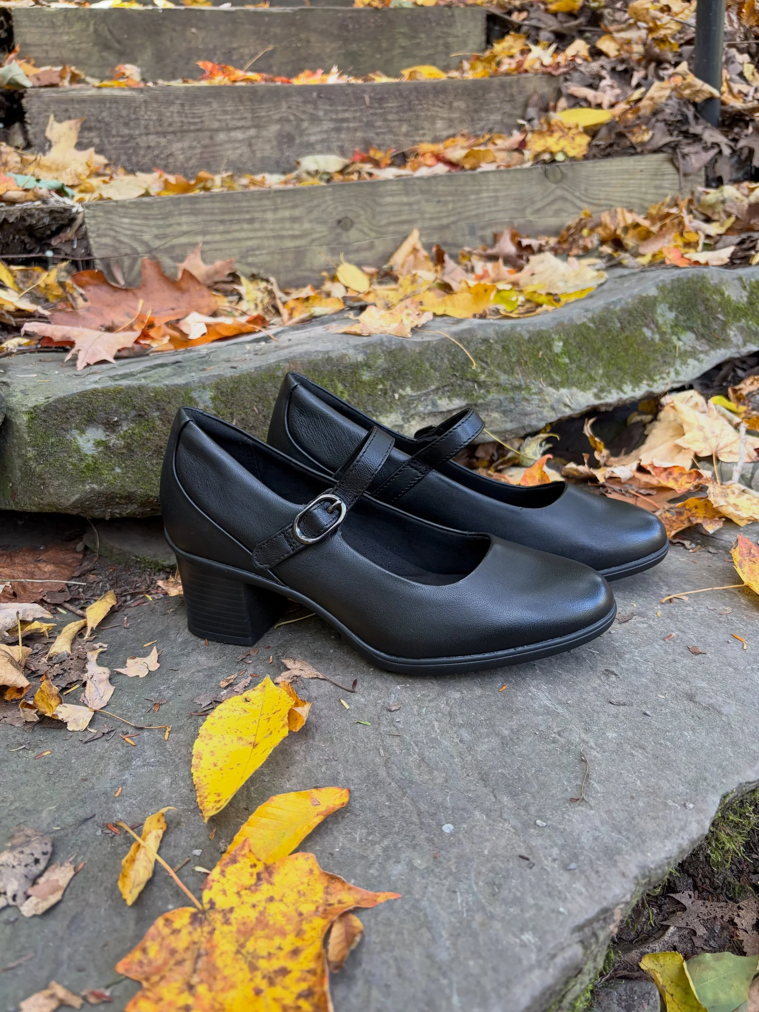 A polished look without sacrificing comfort. The Shaya Jane from @clarksshoes is your new go-to for dressed up days.
