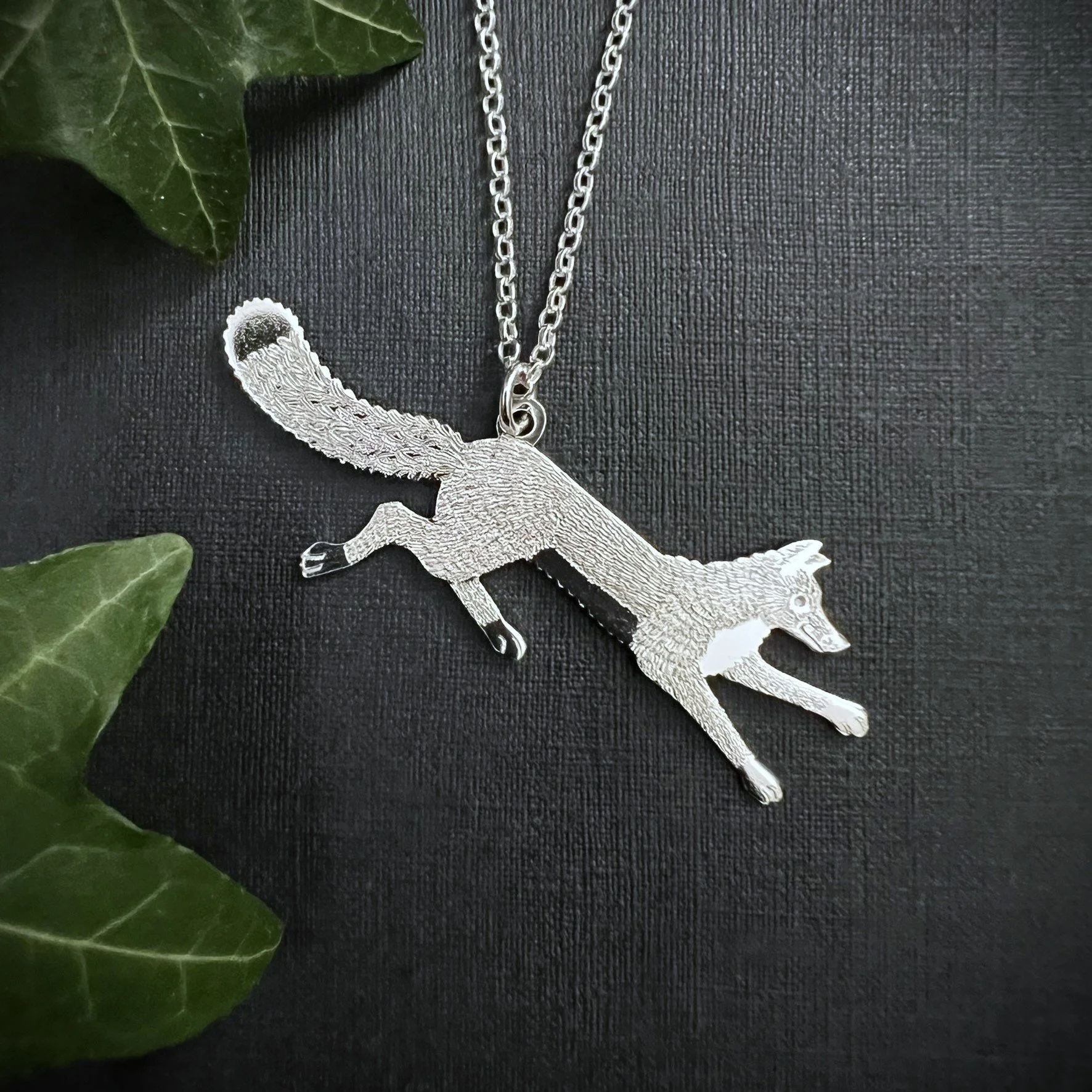 FOX LARGE PENDANT 1.JPEG