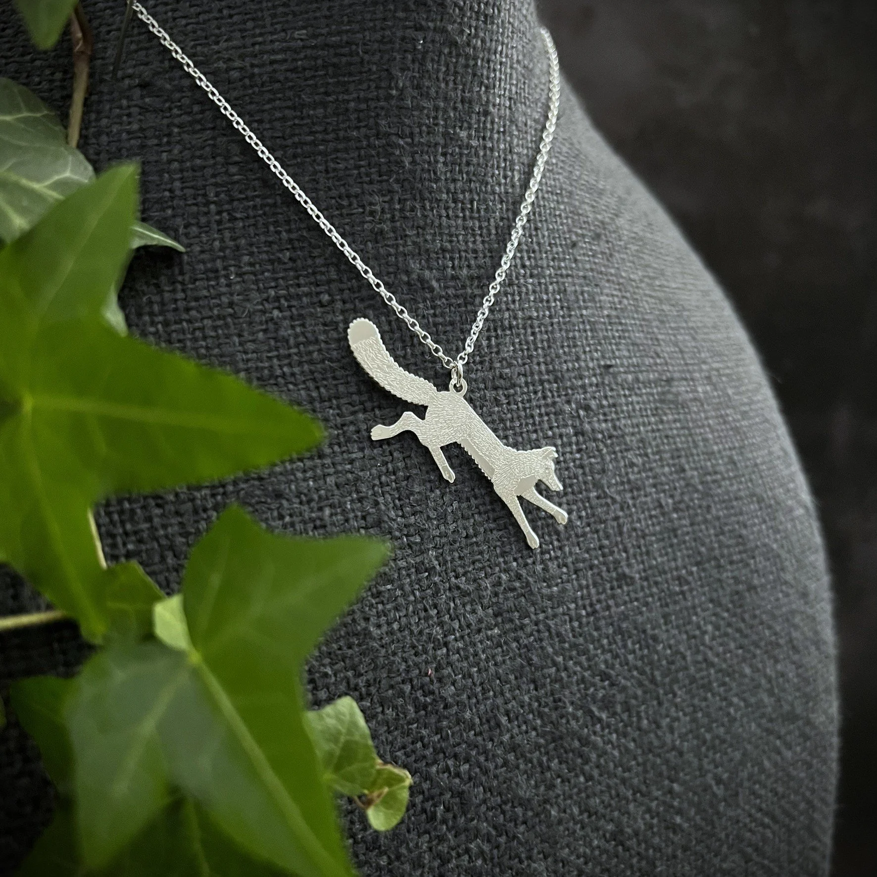 FOX LARGE PENDANT 2.JPEG