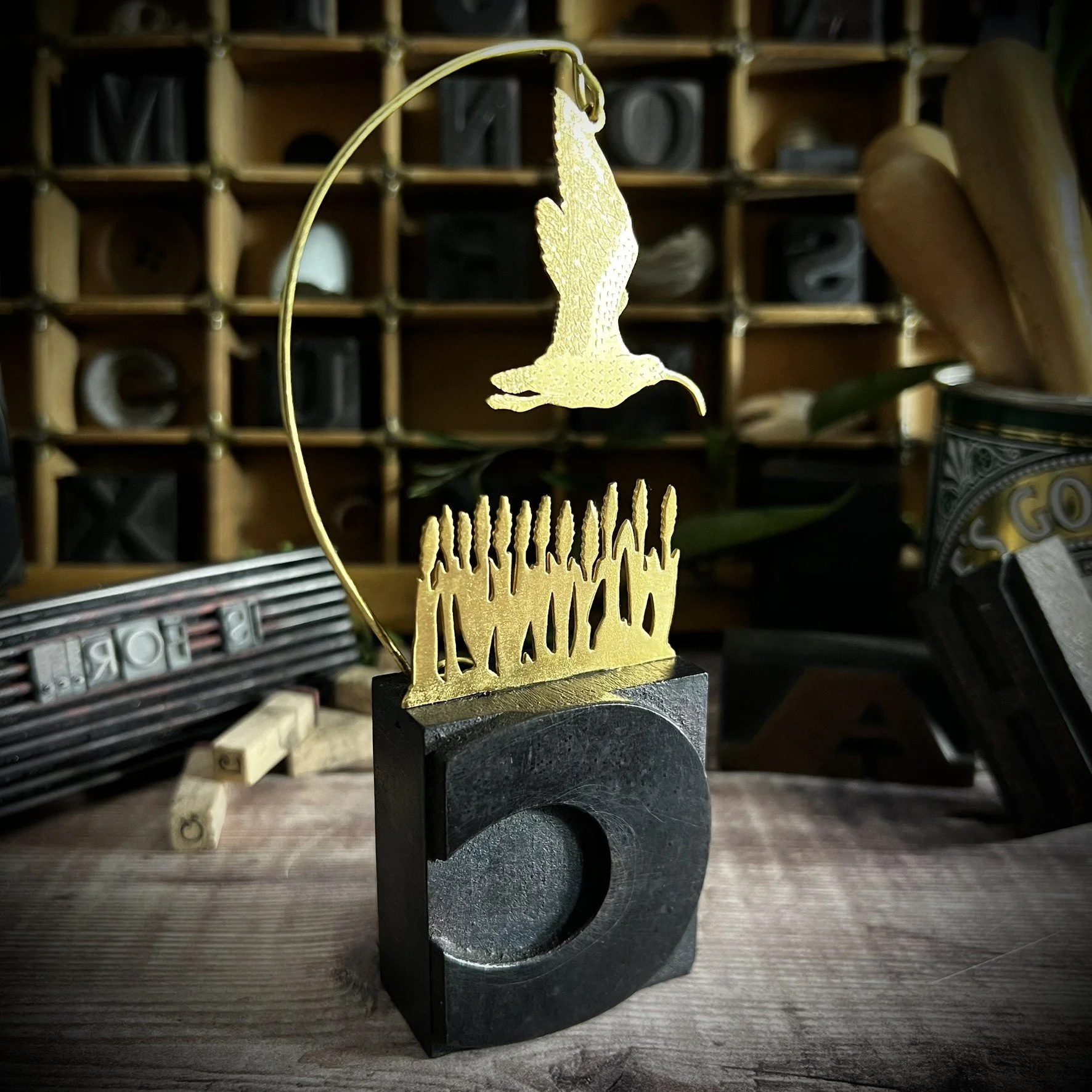 CURLEW FLYING LETTERPRESS BLOCK (MEDIUM)