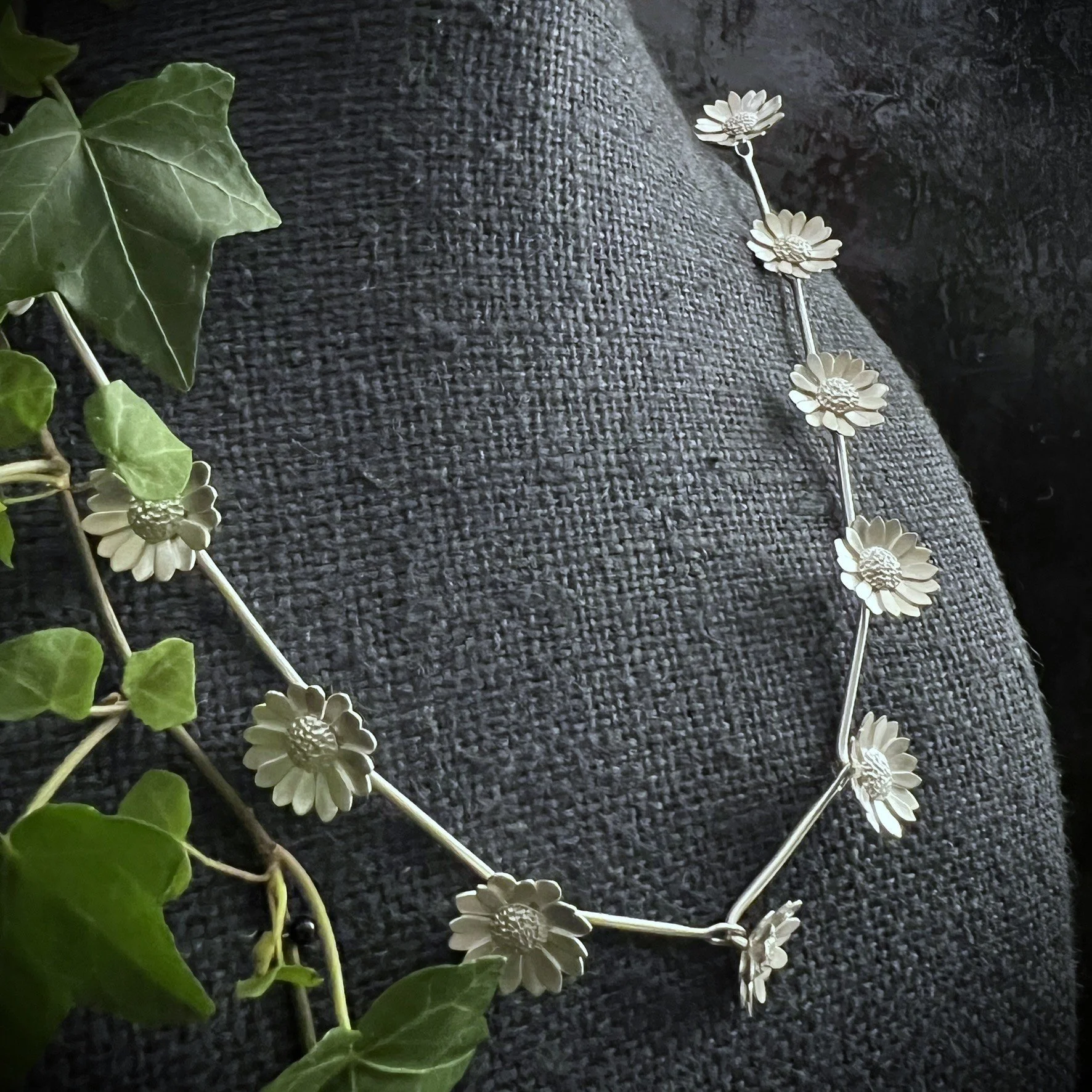 DAISY 13 NECKLACE.JPEG