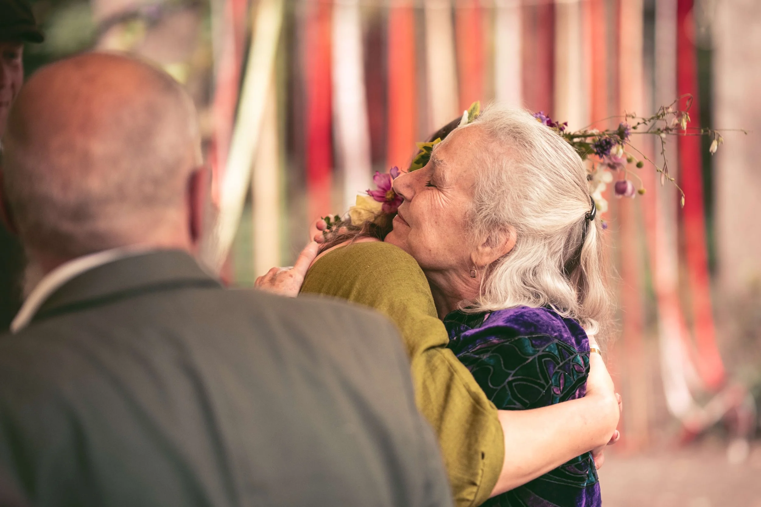 hand fasting ceremony embrace