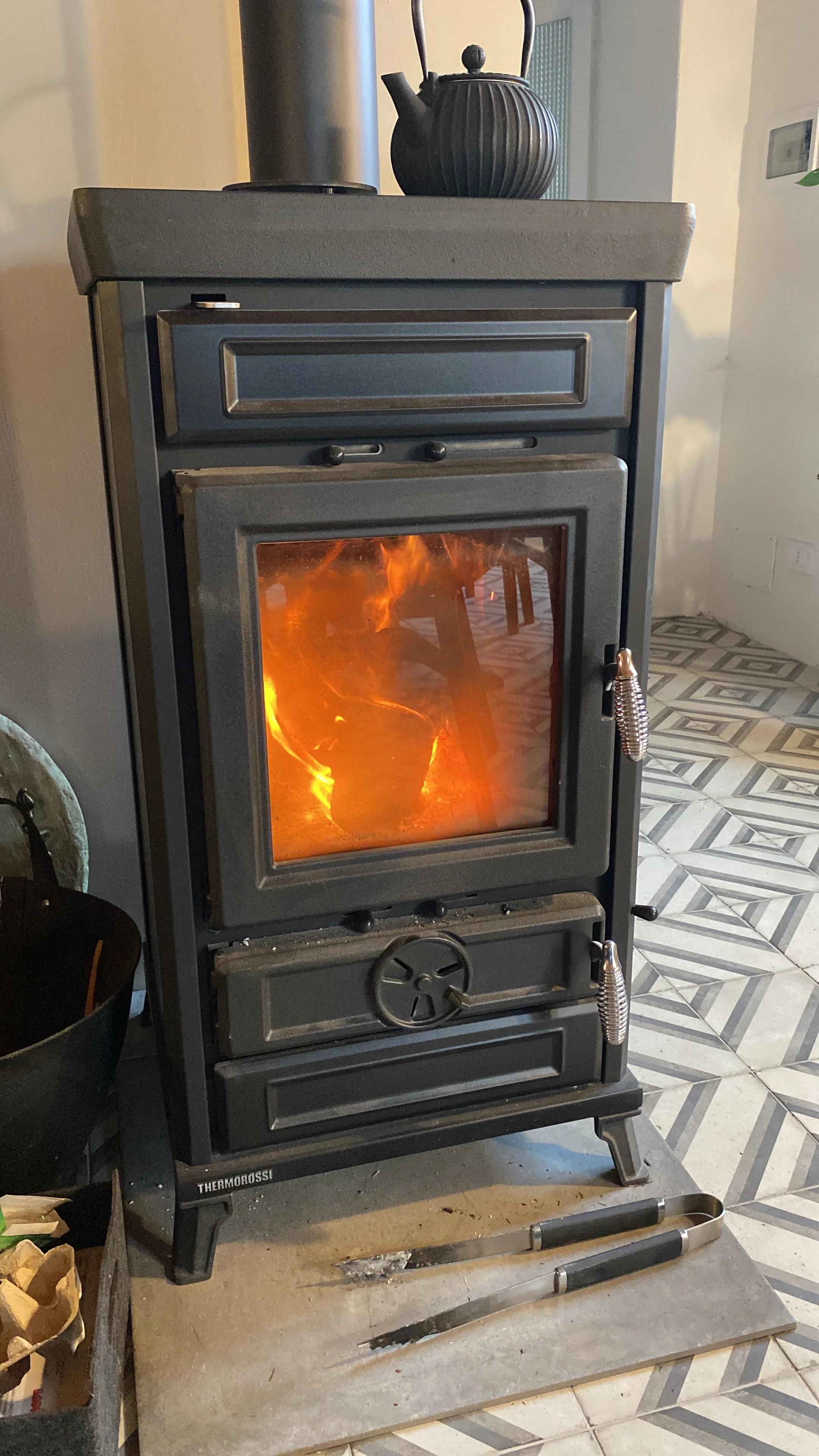 fireplace.JPG