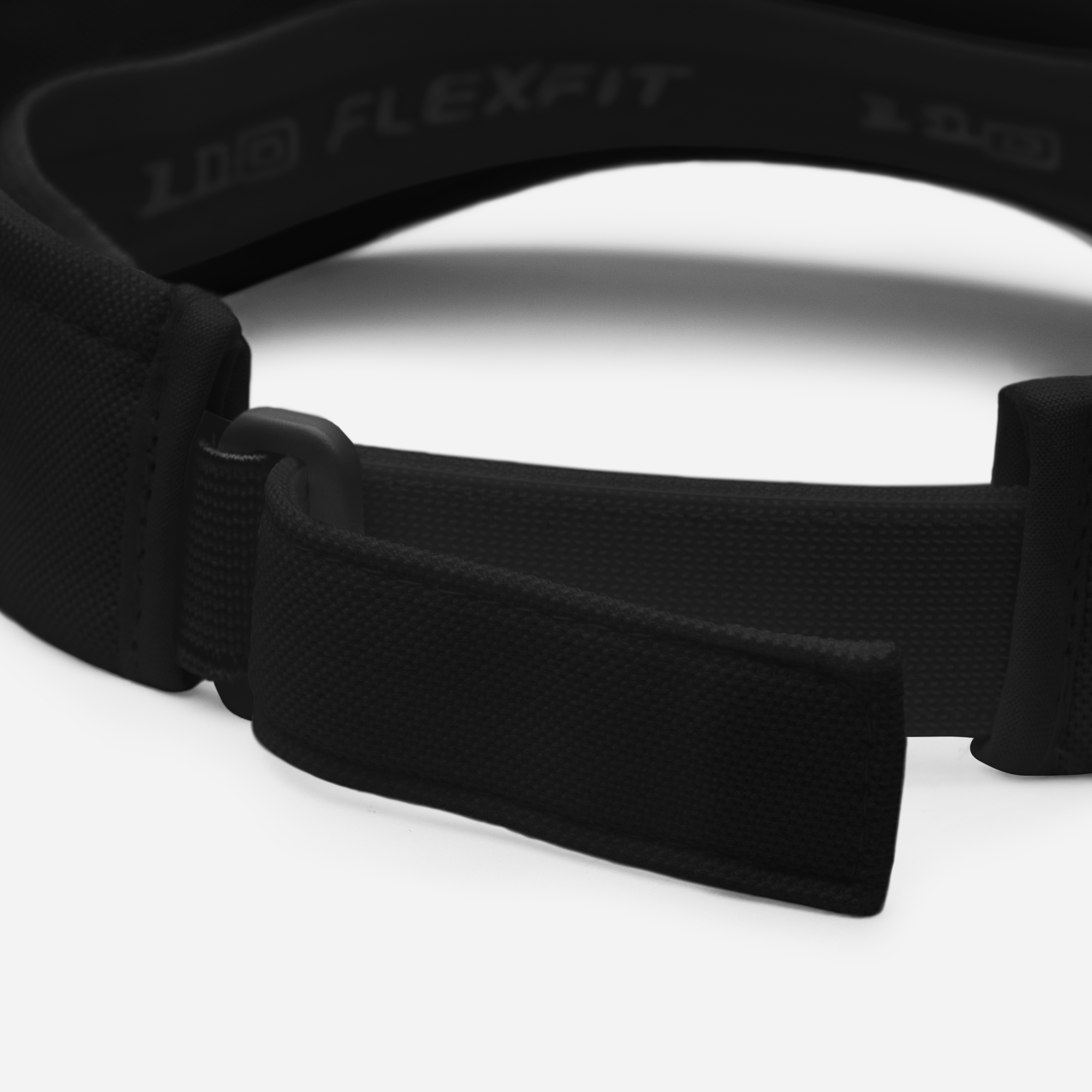 visor-black-product-details-2-68227f281bd44.png
