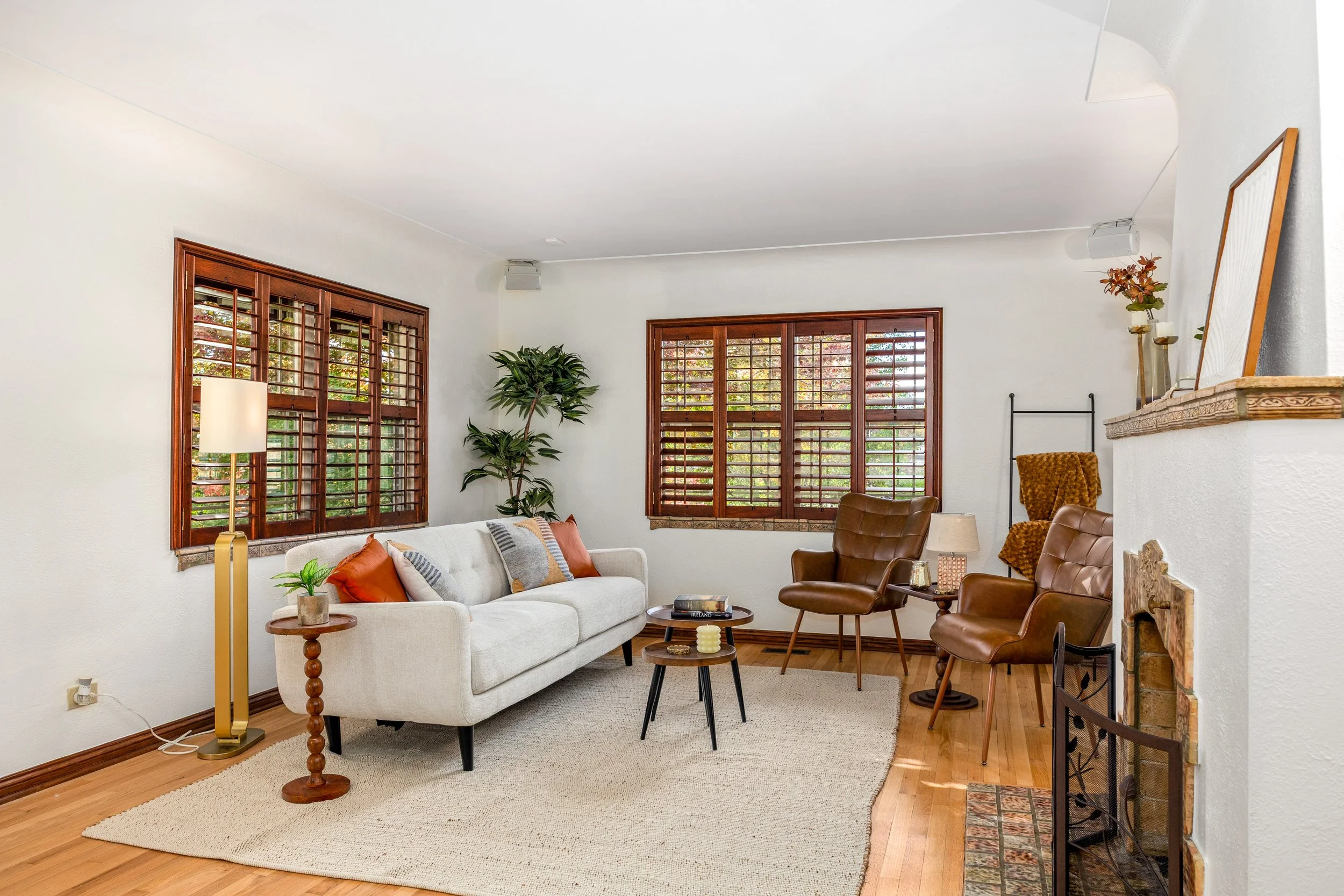 1090 Bonnie Brae Blvd-32.jpg