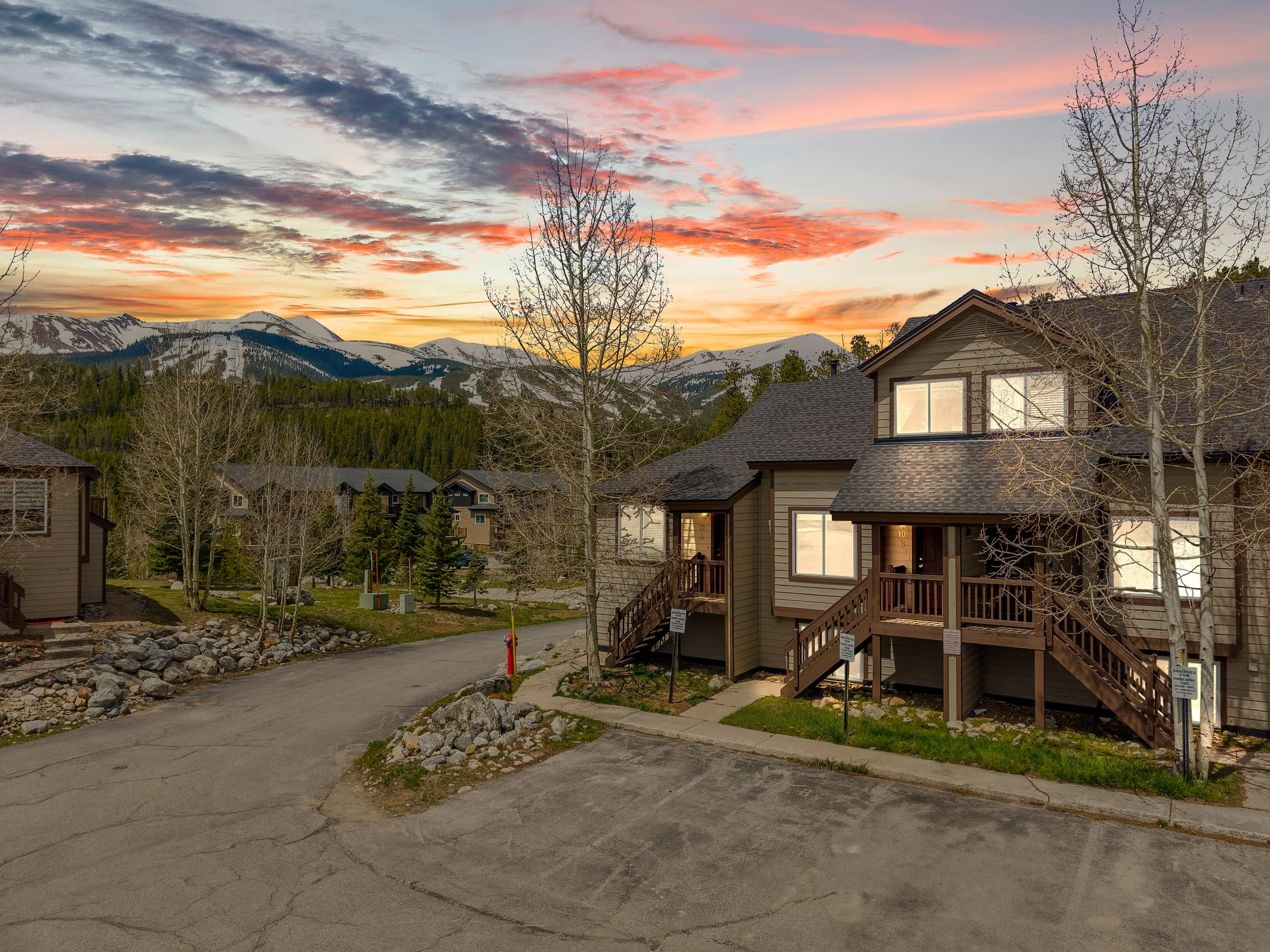 10 River Park Dr-4_final.jpg