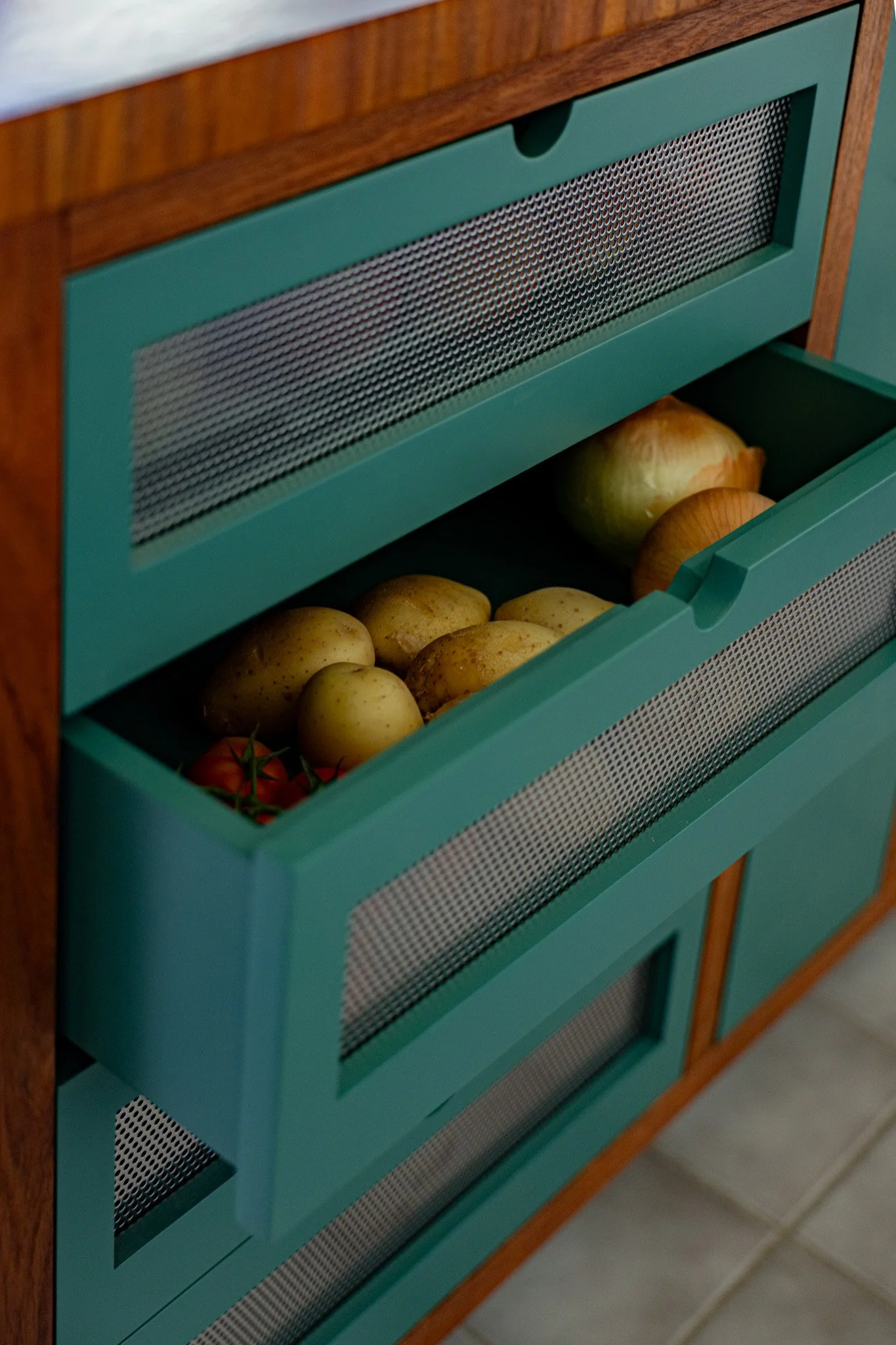 Five reasons why produce drawers make your kitchen life easier