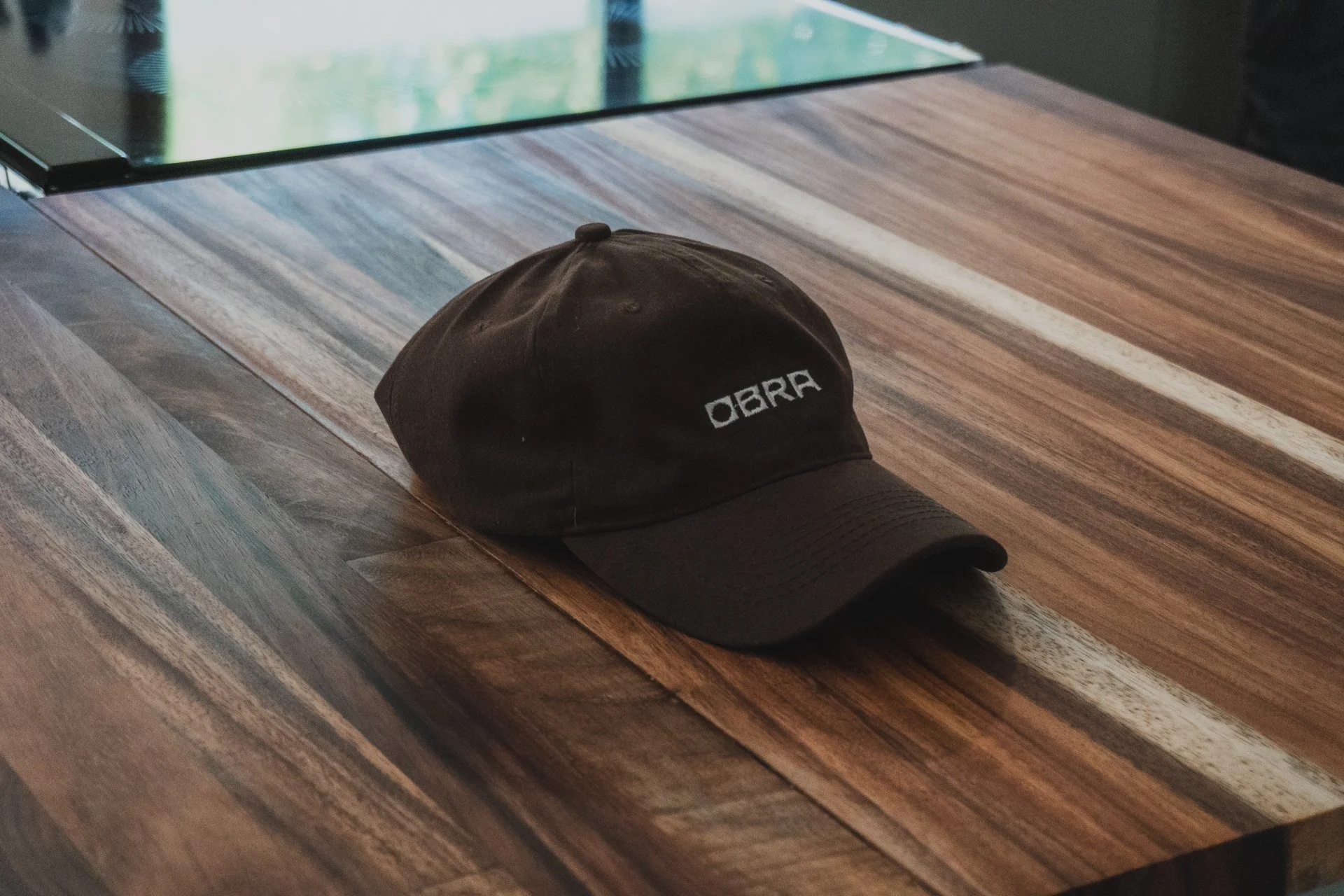 Logo Hat