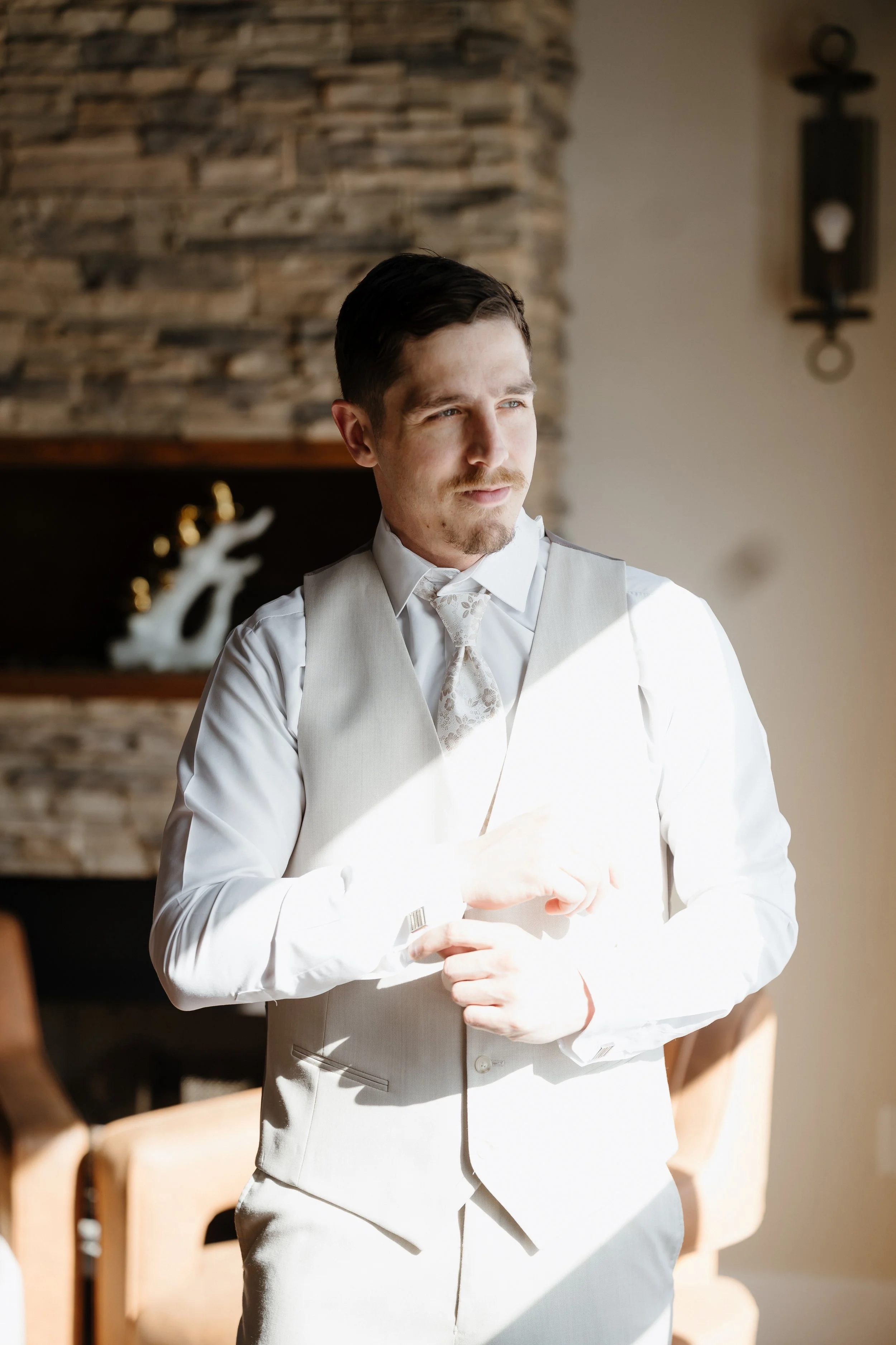 Belmont Events - Groom Portrait 02- Kate Helen Photography.jpg