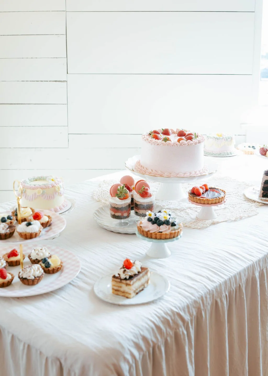 Belmont-Events-High-Tea-Happily-Desserted-010.jpg