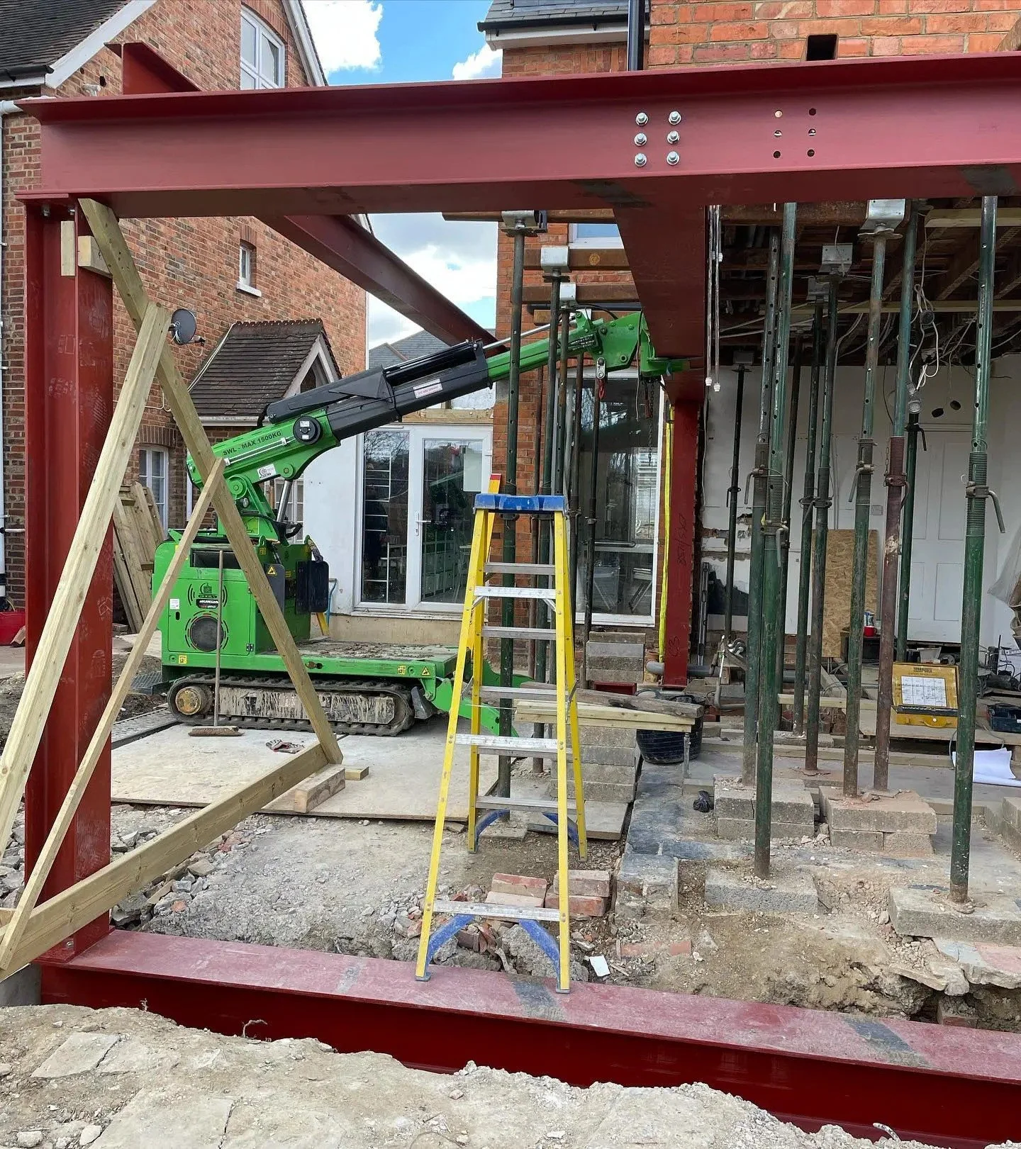 Structural-Steel-Beam-Installation-in-Tunbridge-Wells.jpg-ezgif.com-webp-to-jpg-converter.jpg