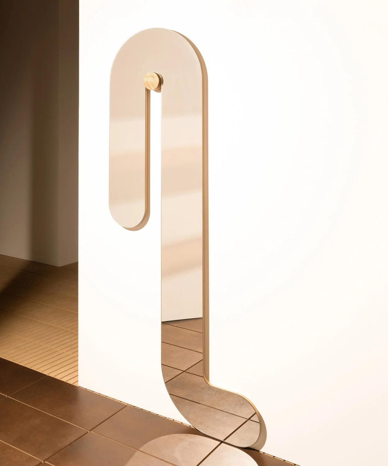 bower-studios-melt-mirror-ii-5.jpg