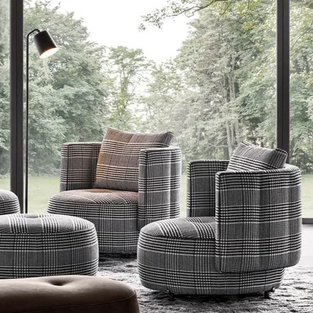 TORII BOLD ARMCHAIR