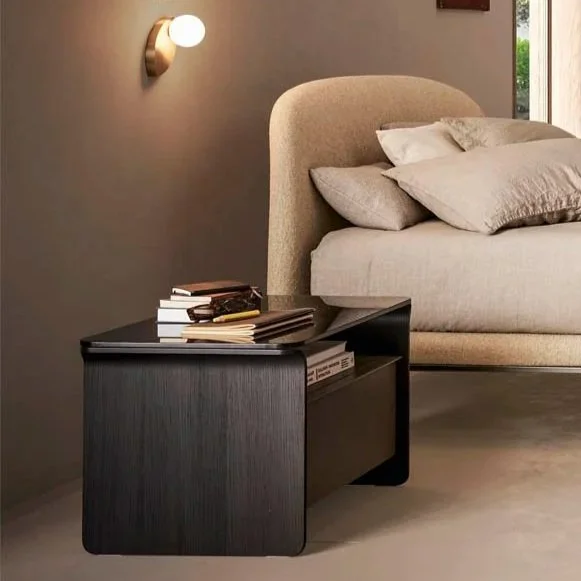 NOTA NIGHTSTAND