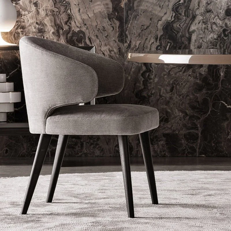 ASTON DINING