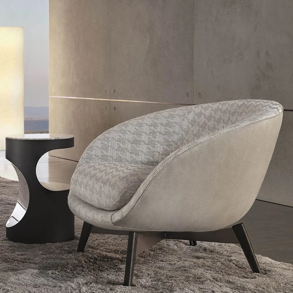 RUSSELL ARMCHAIR
