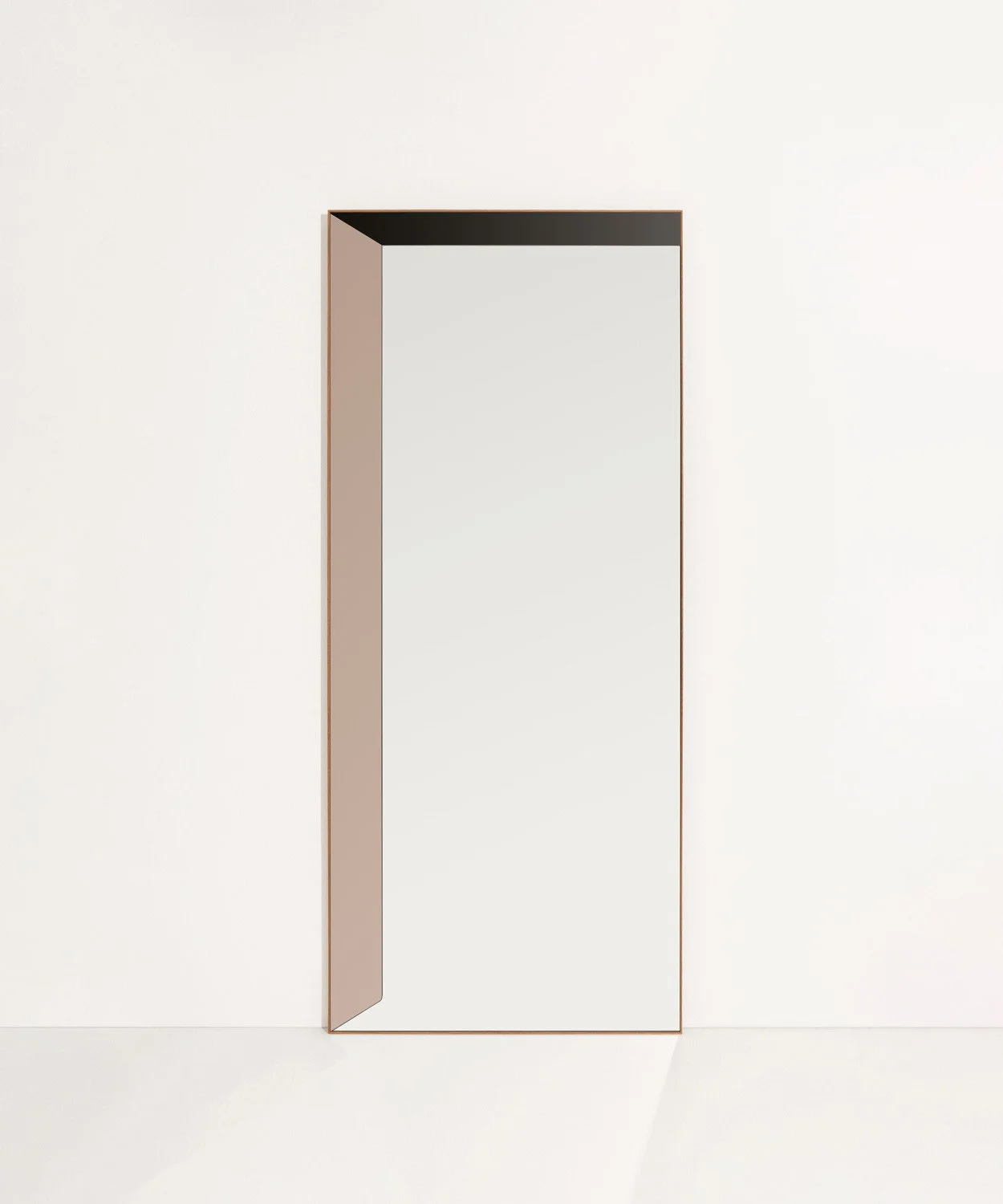 bower-studios-doorway-mirror-1c.jpg