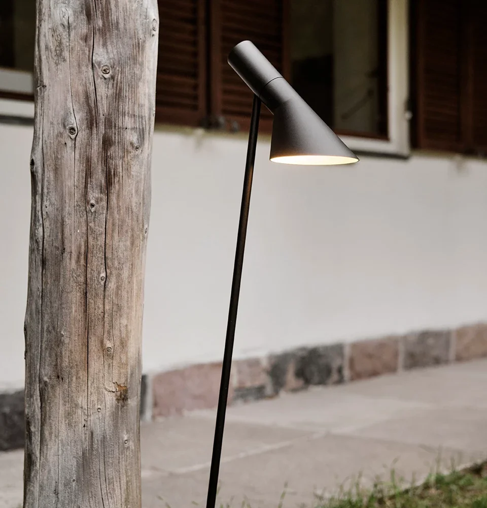 AJ GARDEN BOLLARD