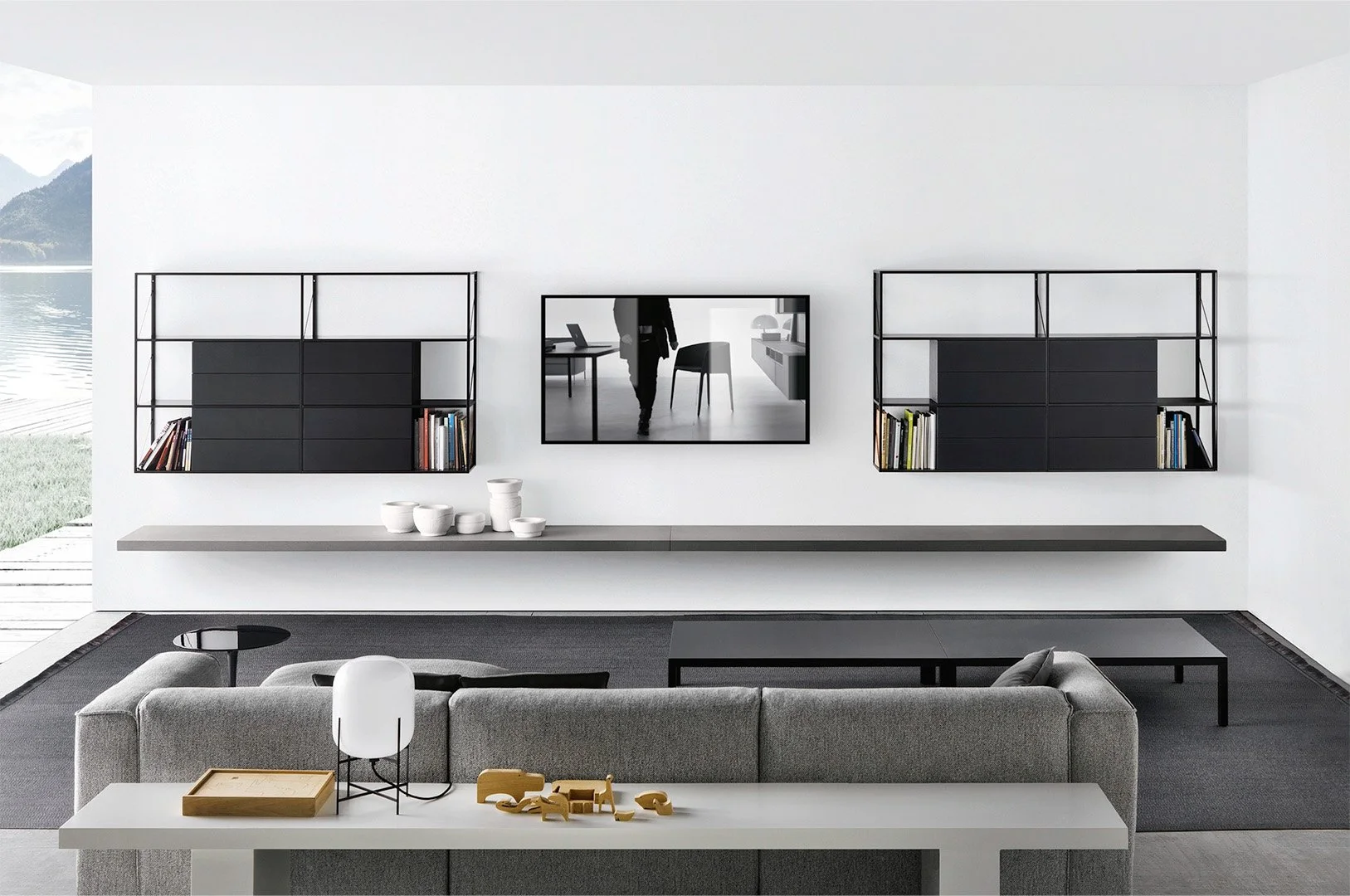 Minima Hanging copy.jpg