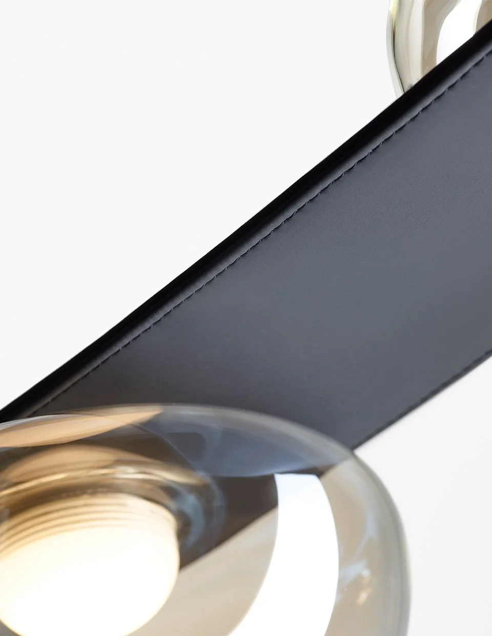 dew_drops_crystal_lighting_collection_vegan_leather_bomma_boris_klimek-2.jpg