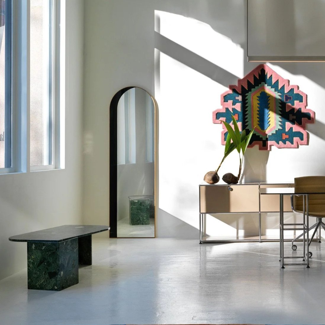 SLIM ARCHWAY