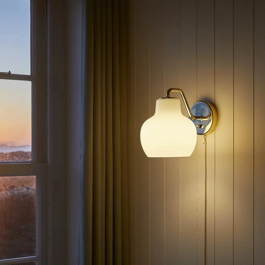 VL RING CROWN WALL LAMP
