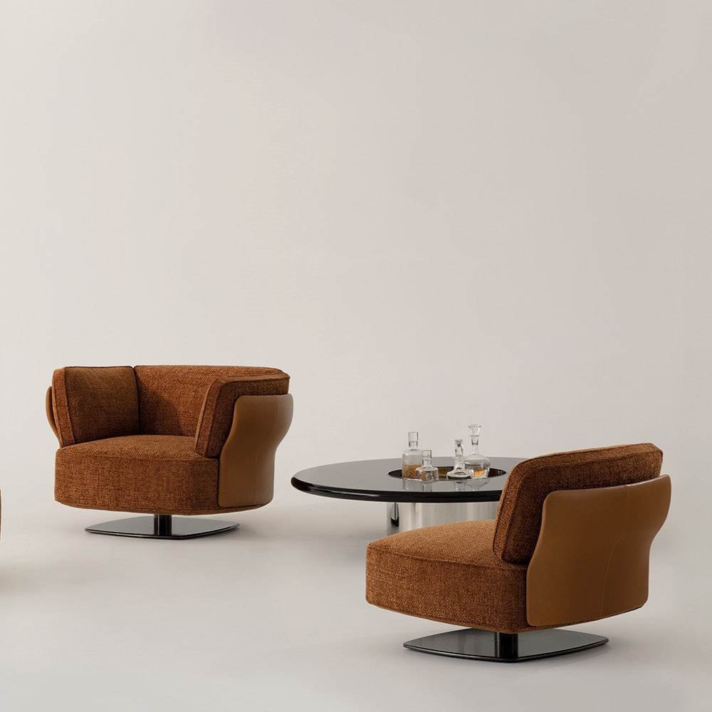 SAKI ARMCHAIR