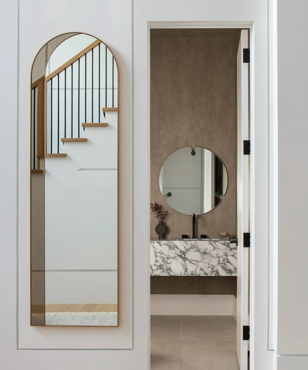tarakantorinteriors.jpg