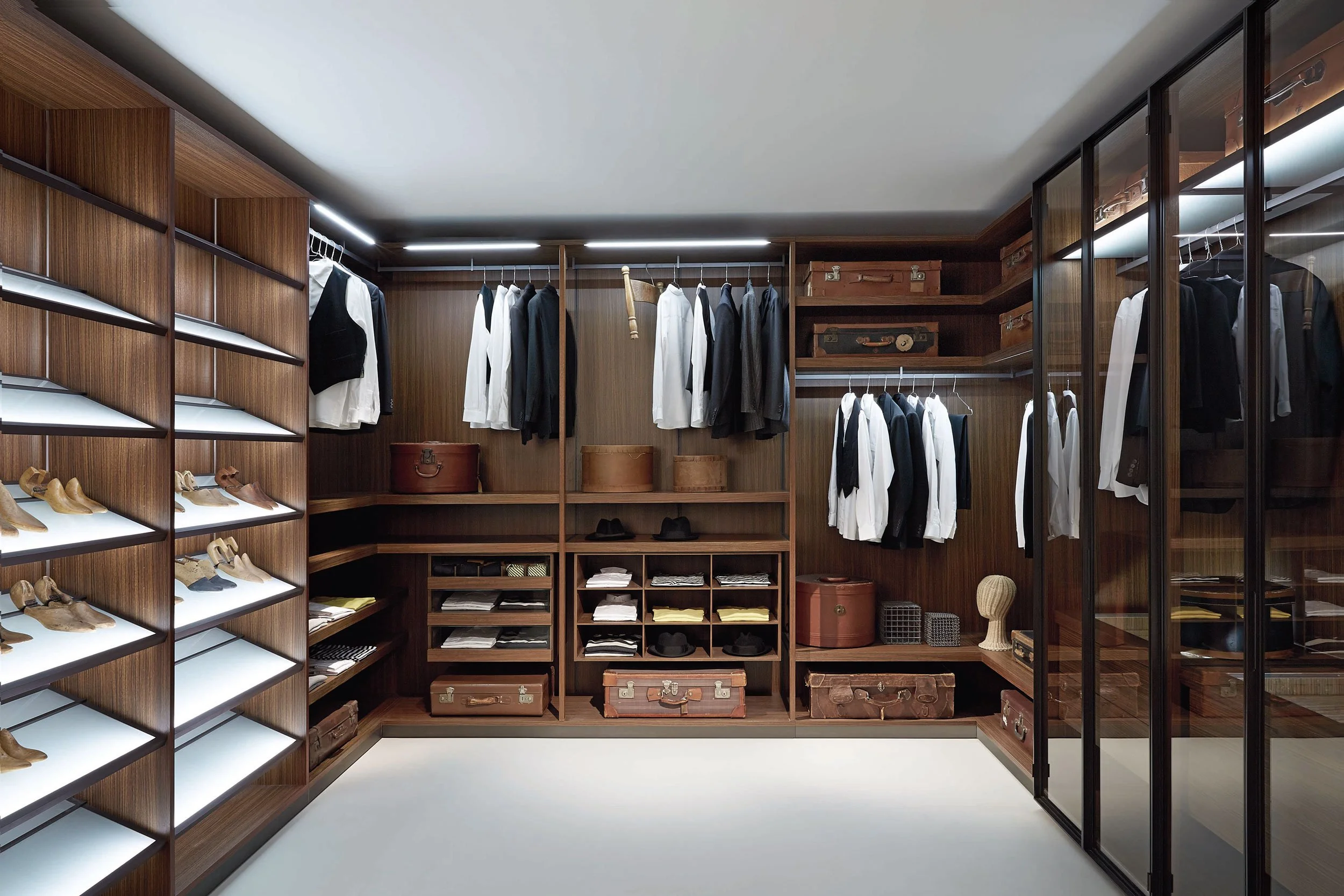 MODULAR CLOSETS I Design Pierro Lissoni