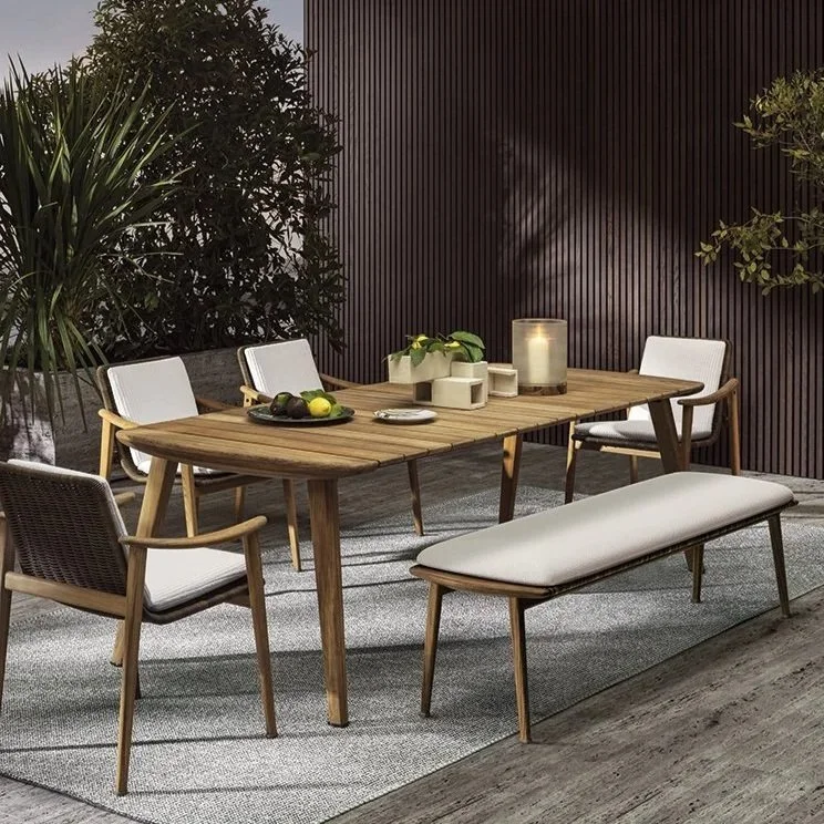 FYNN OUTDOOR DINING COLLECTION