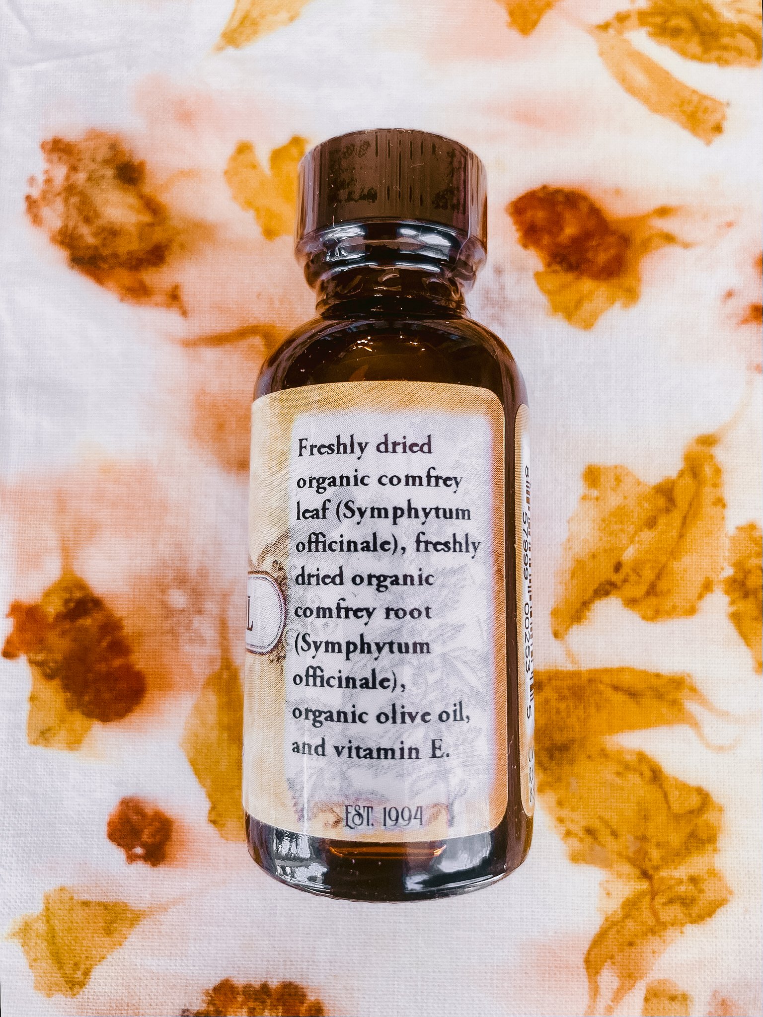 023_Comfrey_Oil back.jpg