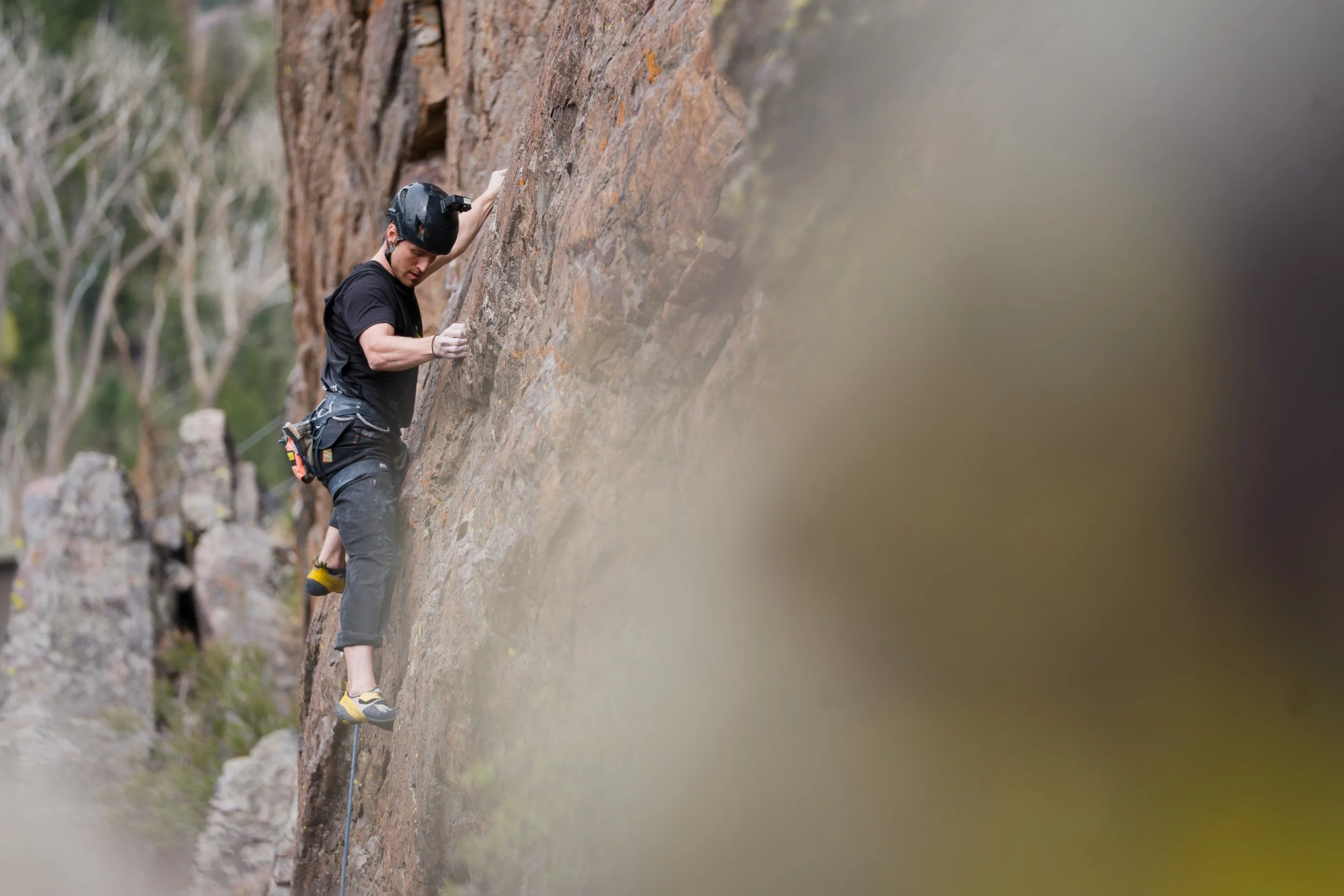 justinross_UMA-Season-2_climbing_ouray-canyon-web-ready-86.jpg
