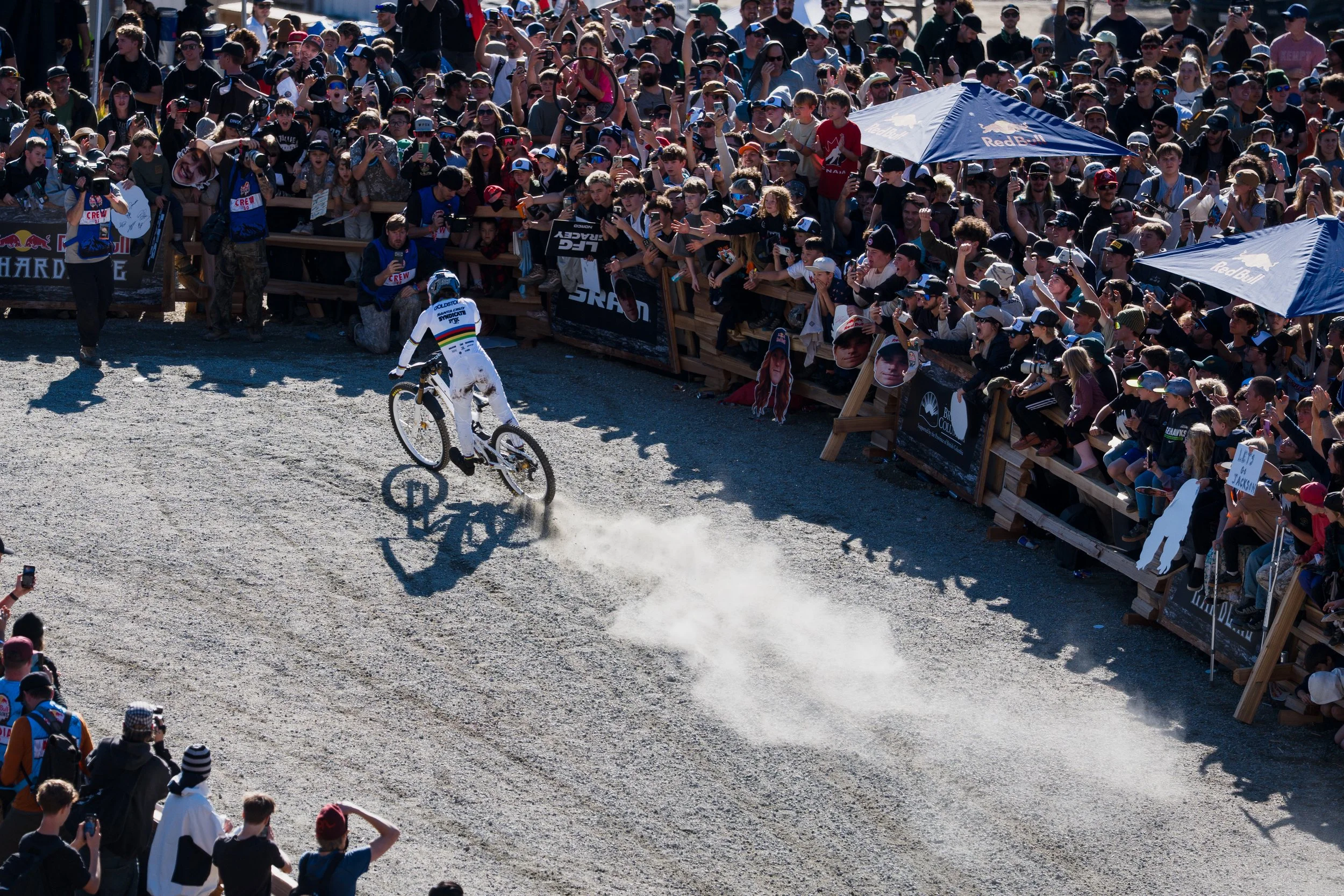 justinross_hardline-bc_Cypress-mtn_2026-33.jpg