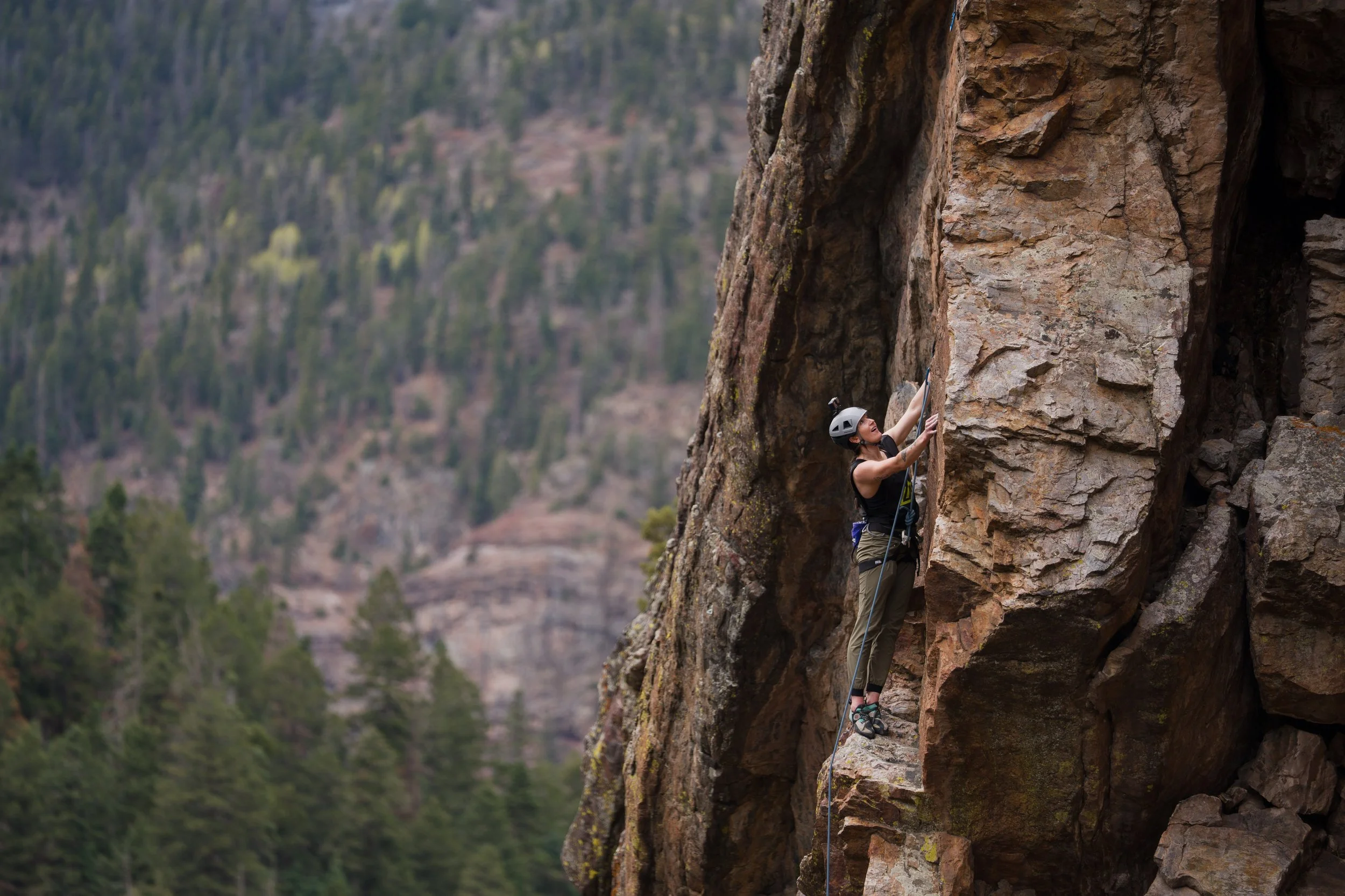 justinross_UMA-Season-2_climbing_ouray-canyon-web-ready-170.jpg