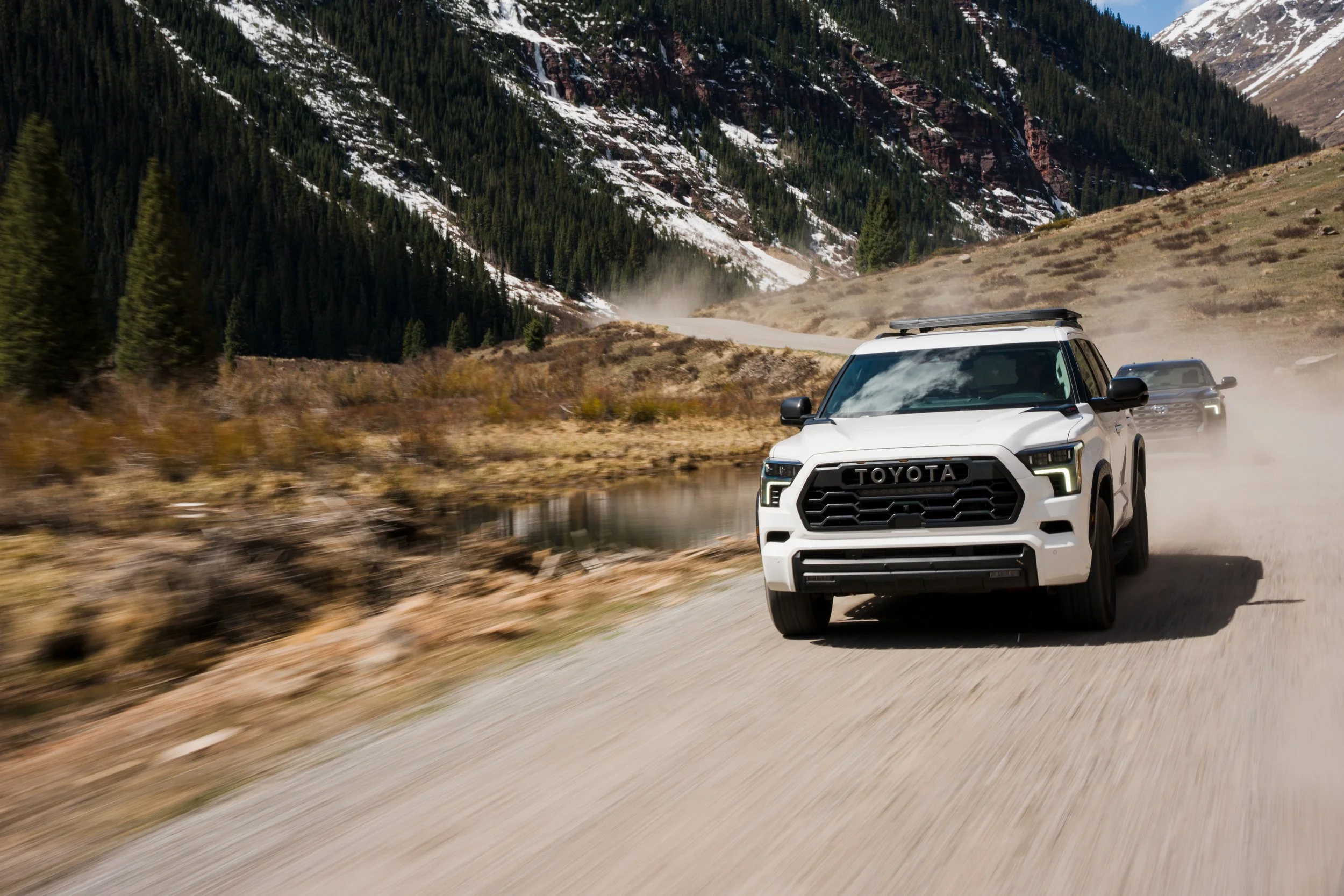 justinross_toyota-trucks_outsidetv-DONOTSHARE-1-2.jpg