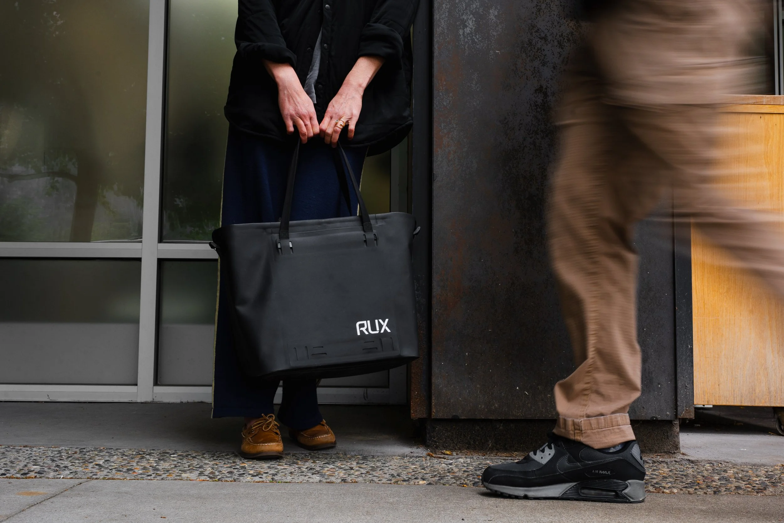 justinross-rux-wpbagv3-kickstarter-lifestyle-environmental-33.jpg