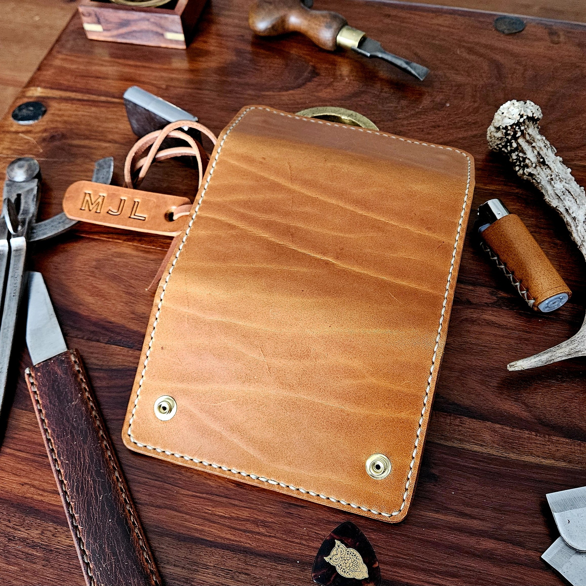 Handmade vegetable tanned leather tobacco pouch. Hand stitched. Unique.