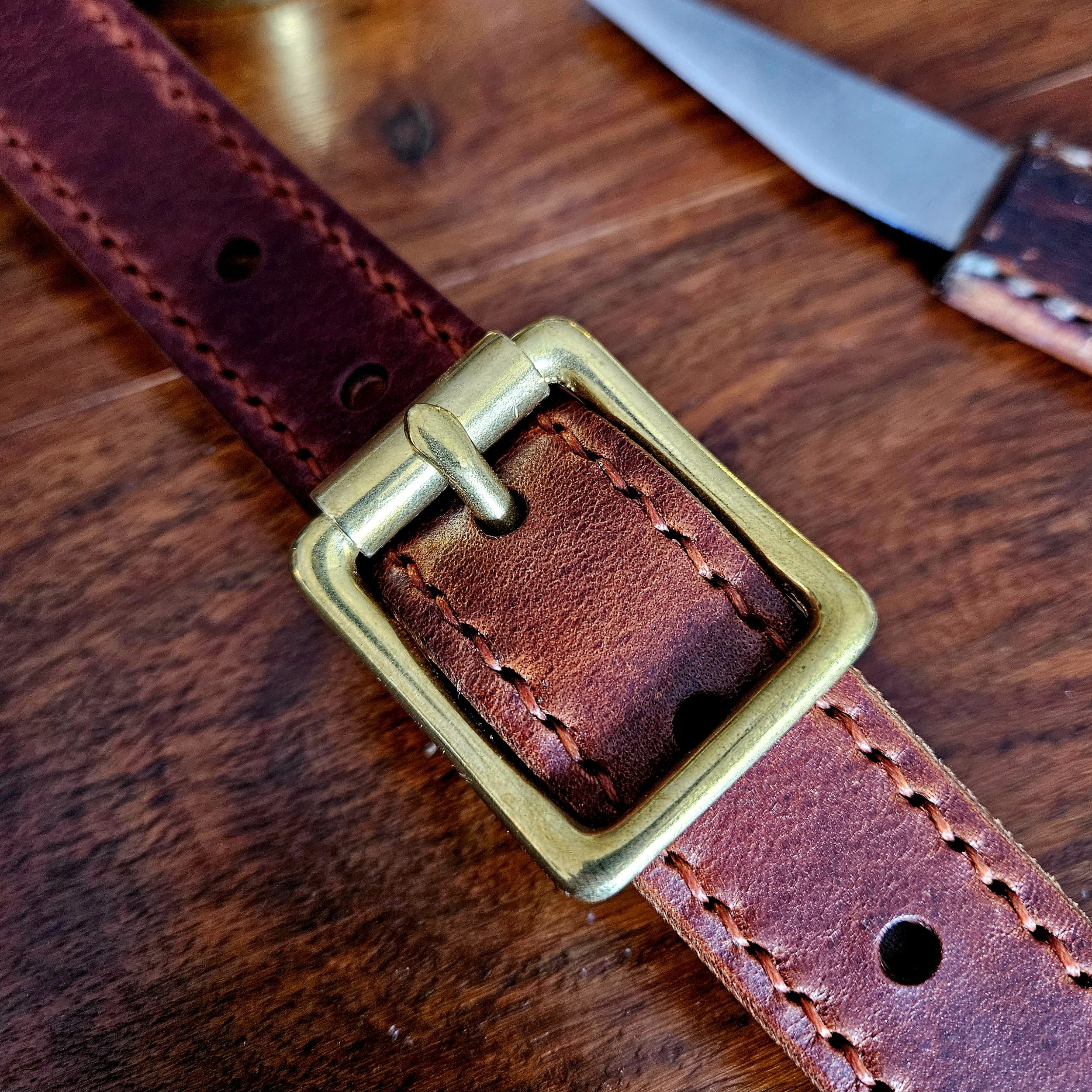 Hand made, hand stitched leather guitar strap. Highest quality UK sourced leather. Made to measure.