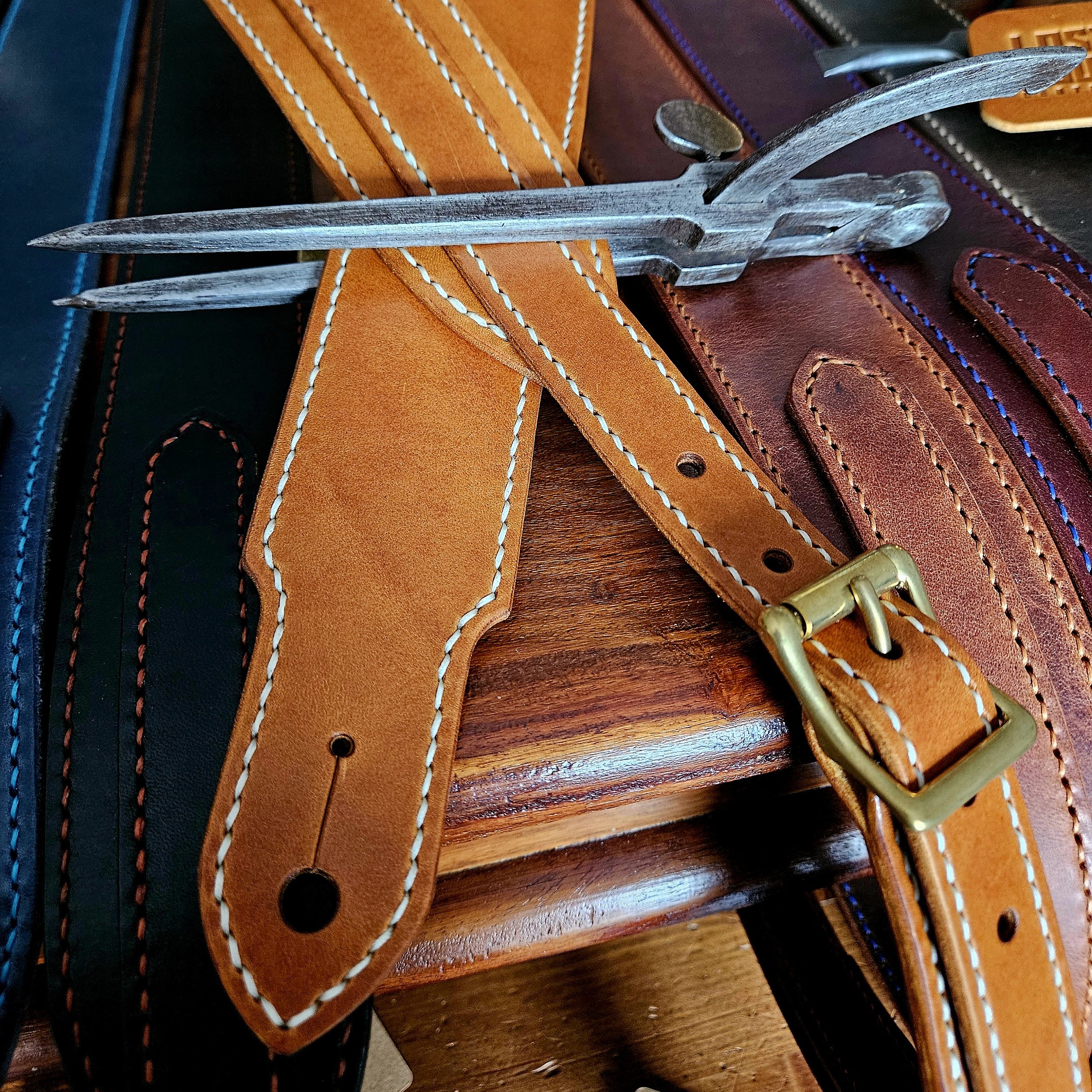 Hand made, hand stitched leather guitar strap. Highest quality UK sourced leather. Made to measure.