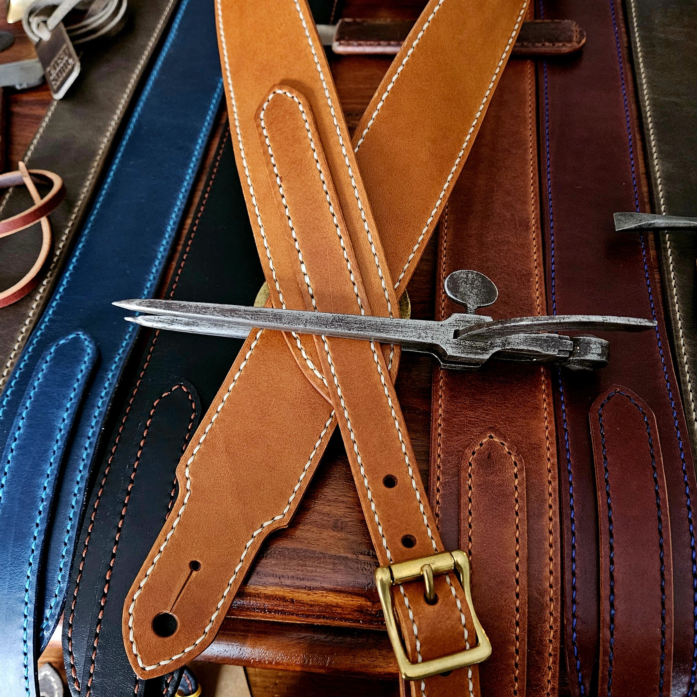 Hand made, hand stitched leather guitar strap. Highest quality UK sourced leather. Made to measure.