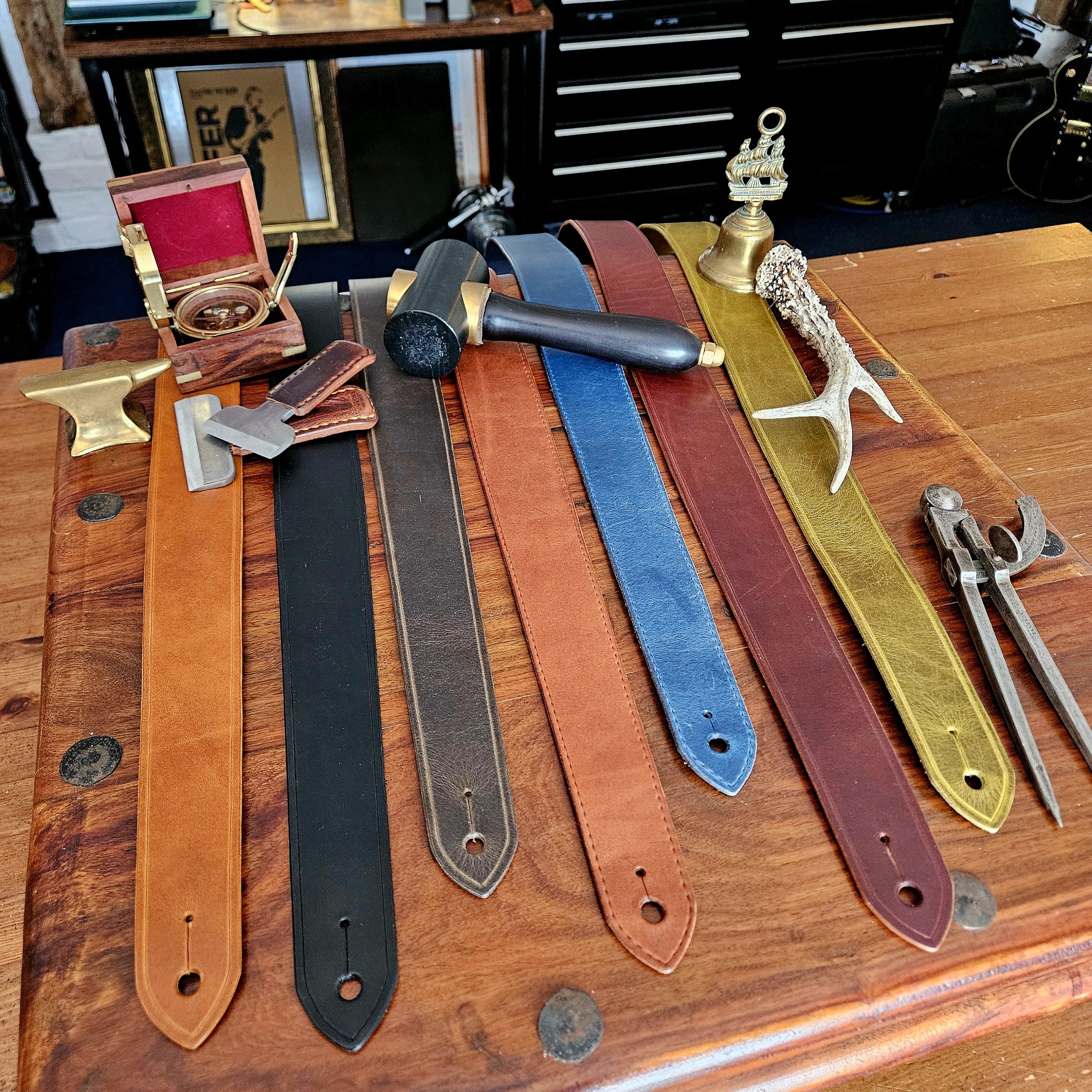 Hand made leather guitar strap. Made in UK.