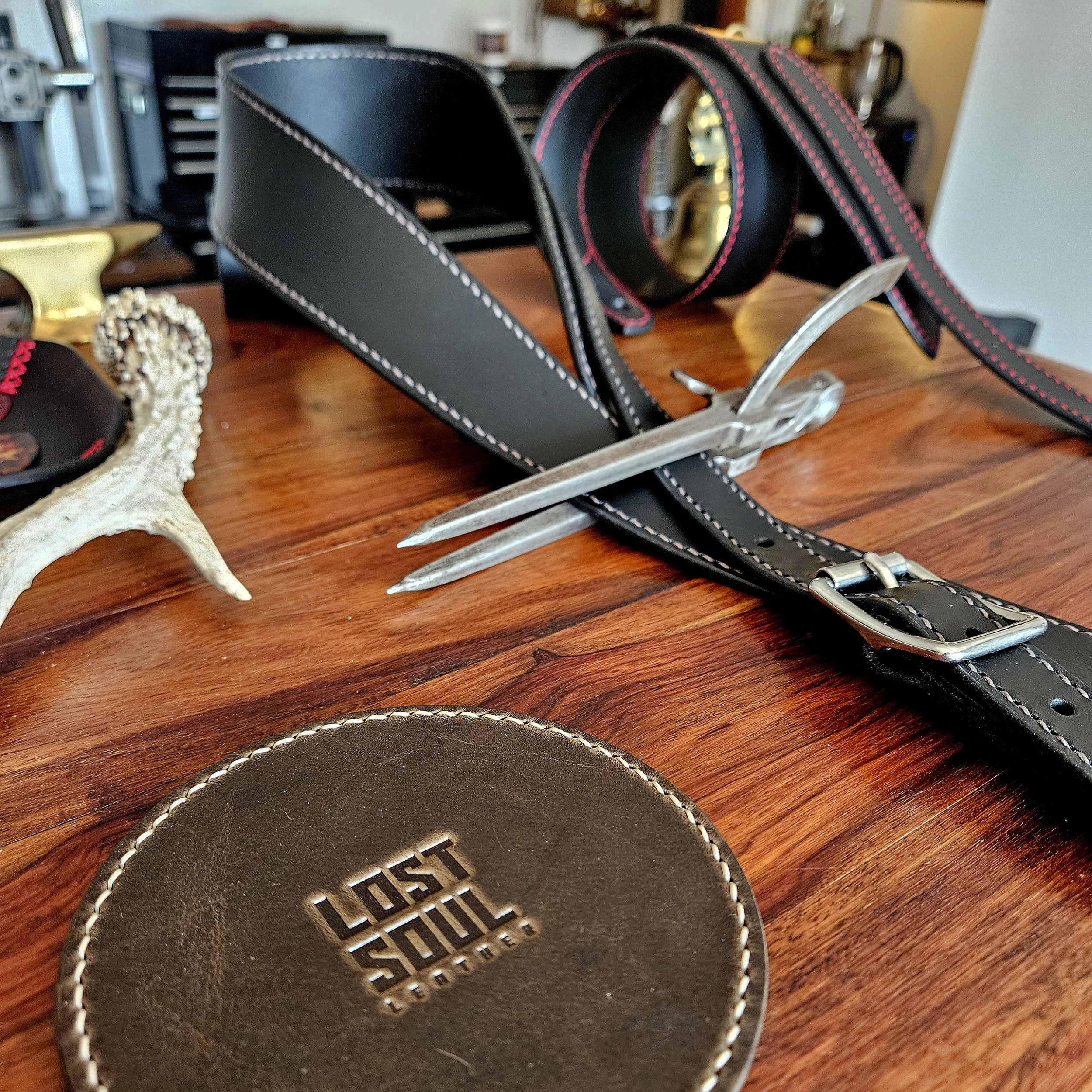 Hand made, hand stitched leather guitar strap. Highest quality UK sourced leather. Made to measure.