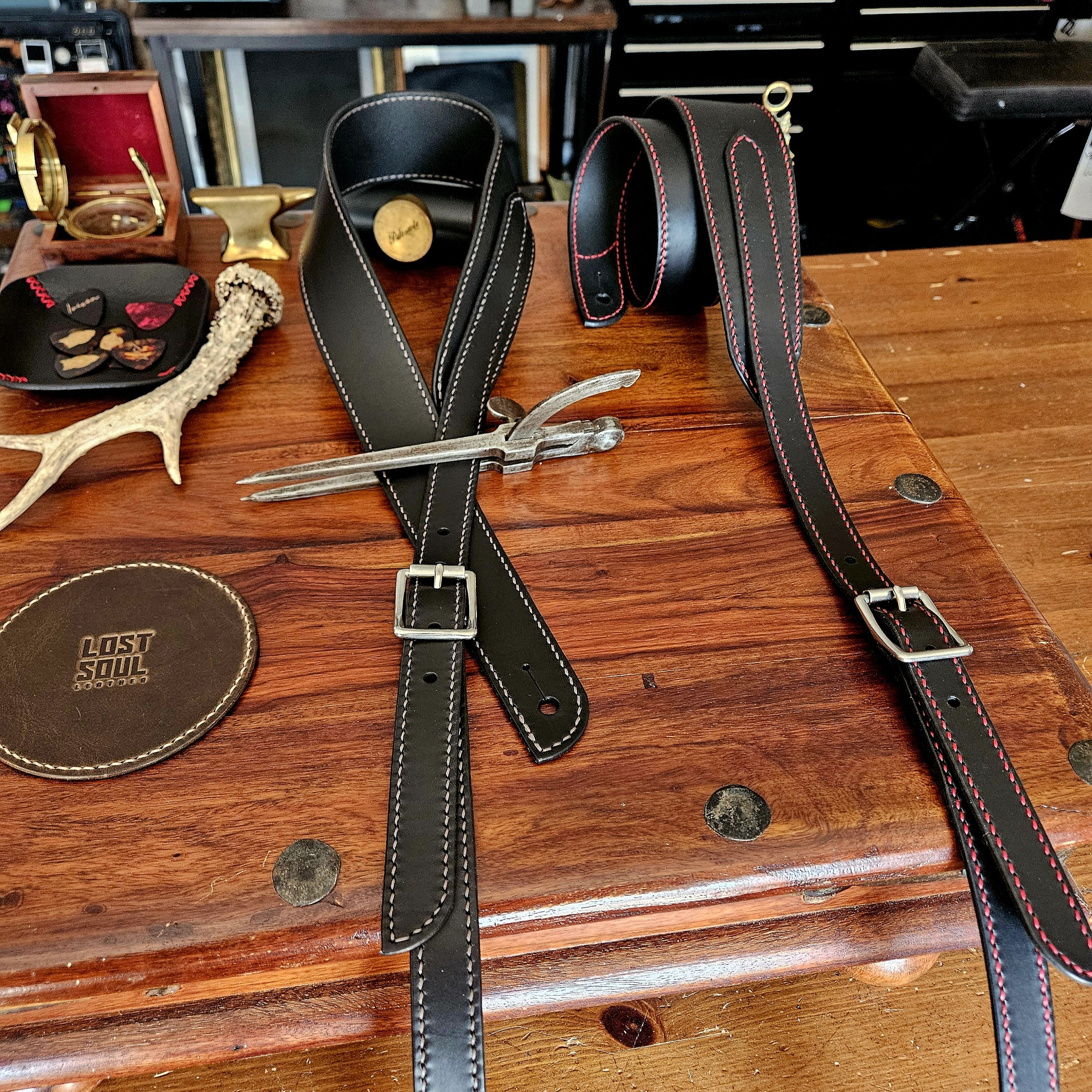 Hand made, hand stitched leather guitar strap. Highest quality UK sourced leather. Made to measure.